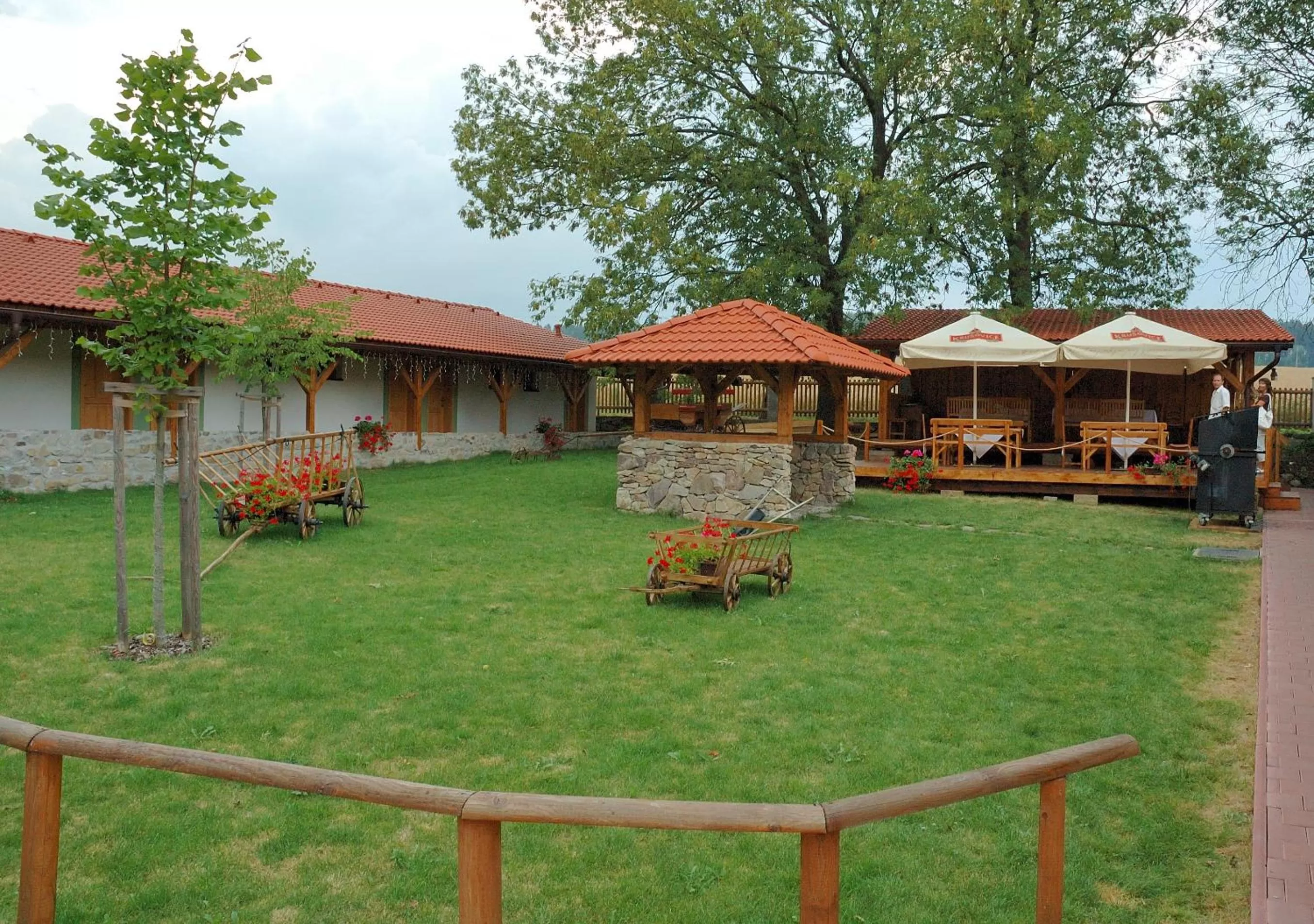 Garden in Hotel Na Statku Mirošov