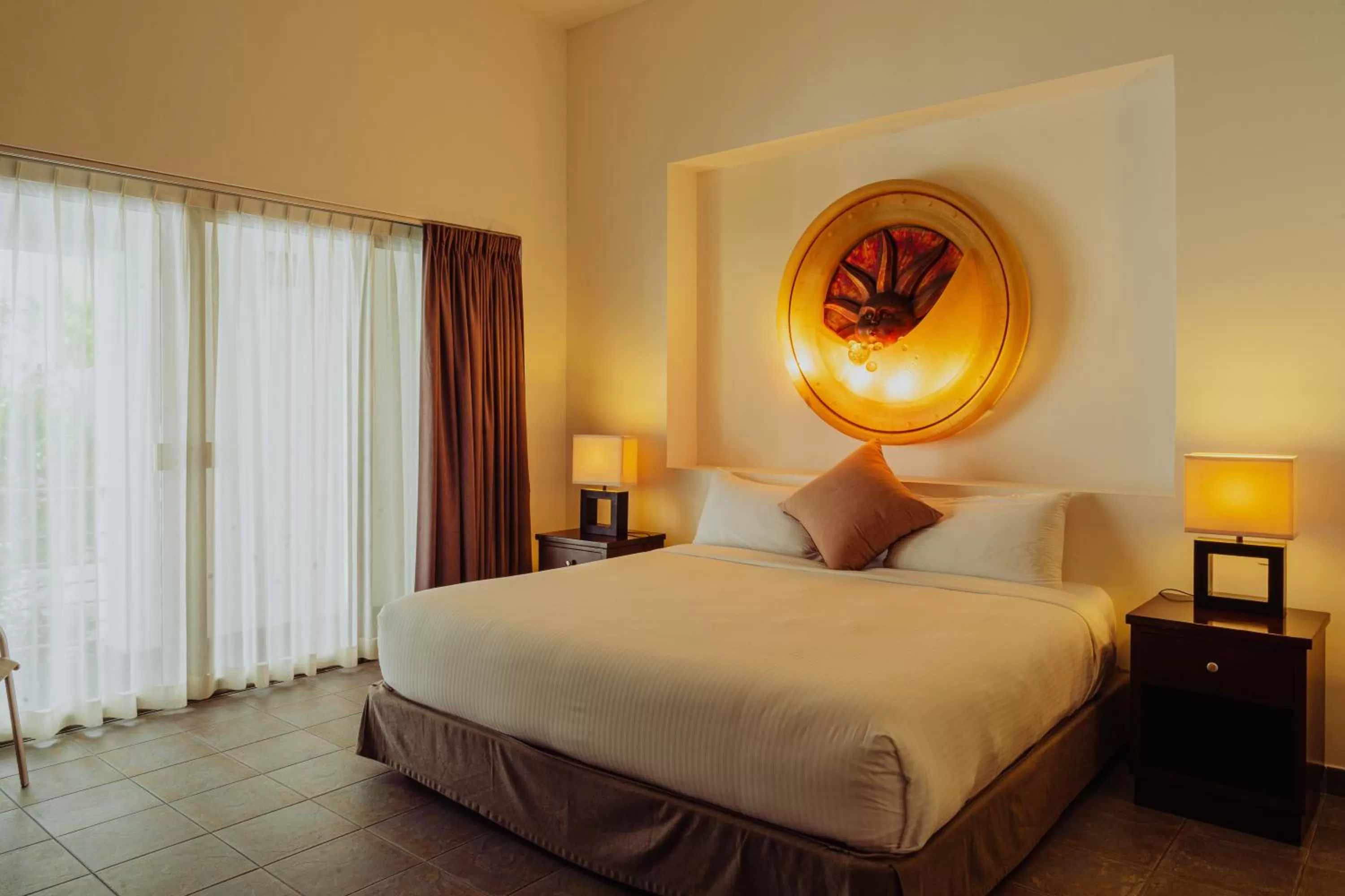 Bedroom, Bed in Dangelos Hotel on Fifth Avenue