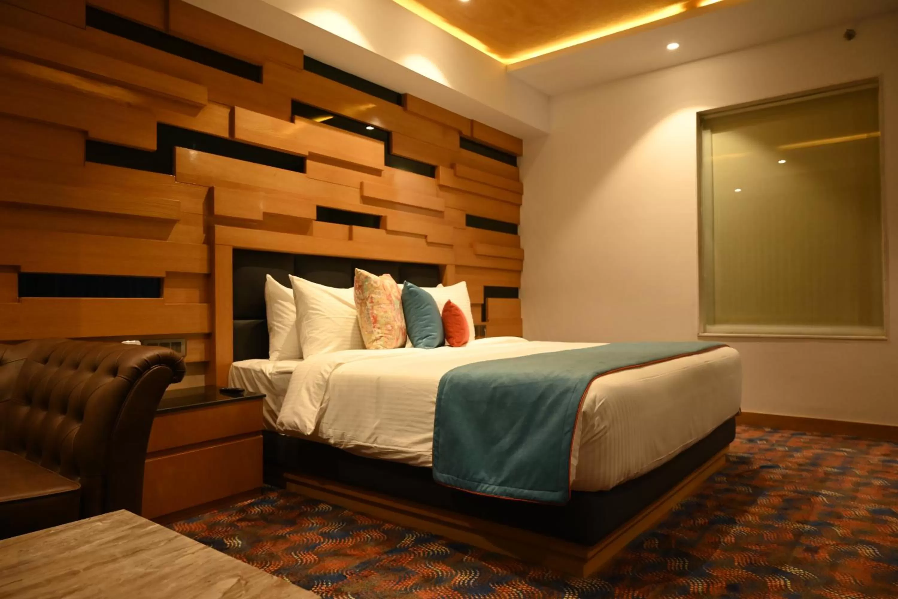 Bedroom, Bed in Ramada Plaza by Wyndham Jammu Vijaypur
