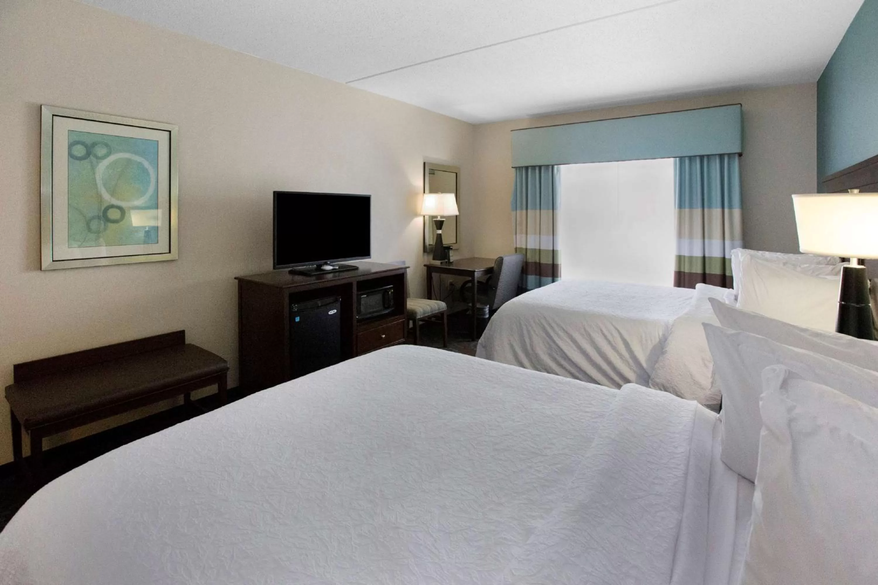 Bedroom, Bed in Hampton Inn Bridgeville