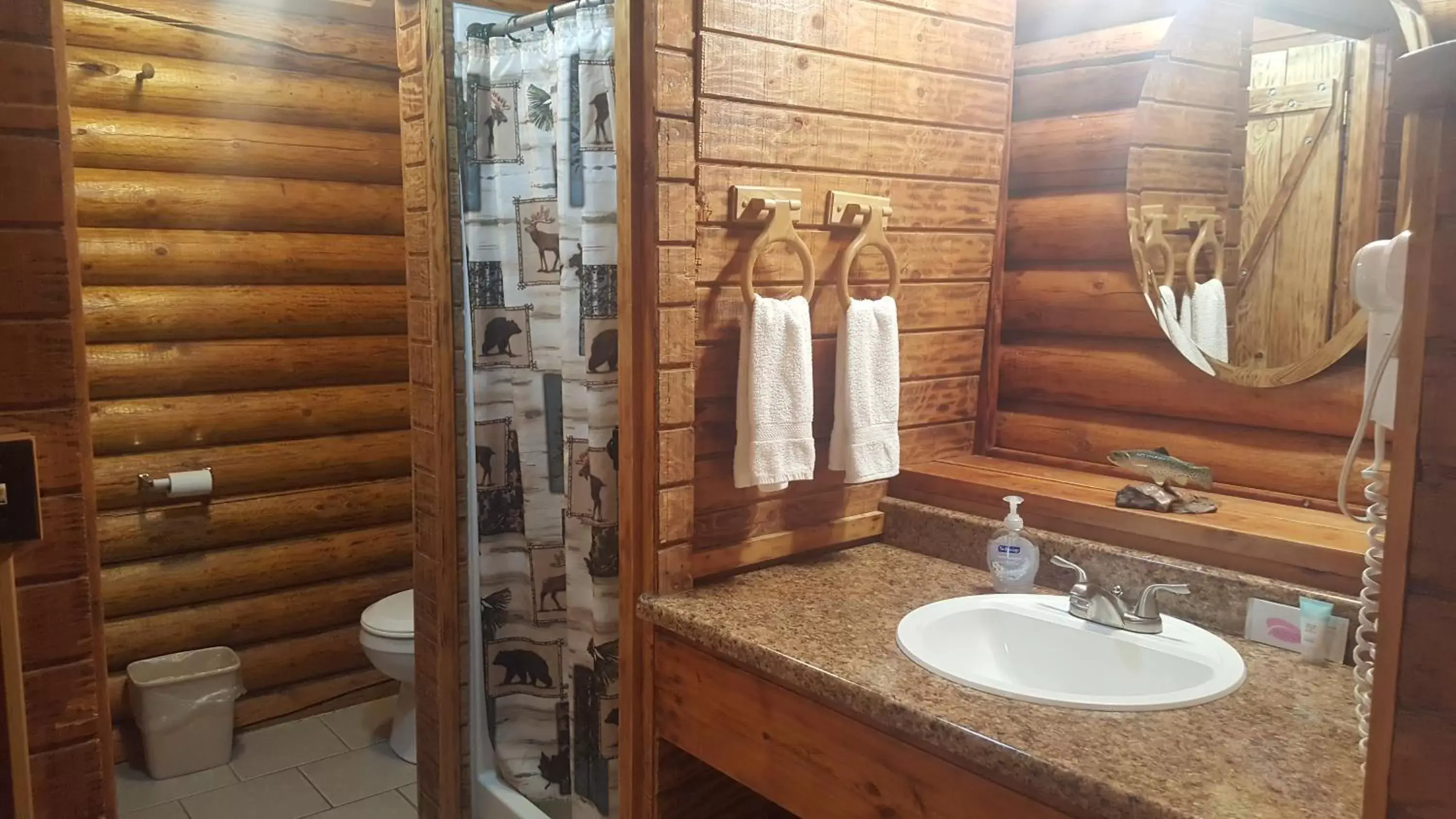 Bathroom in Riverfront Motel & Cabins