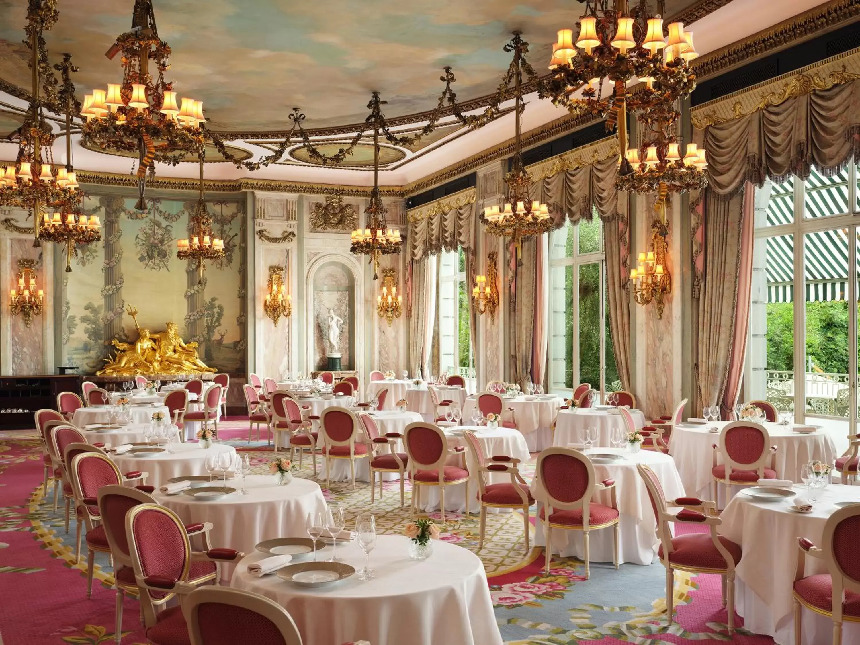 Restaurant/Places to Eat in The Ritz London