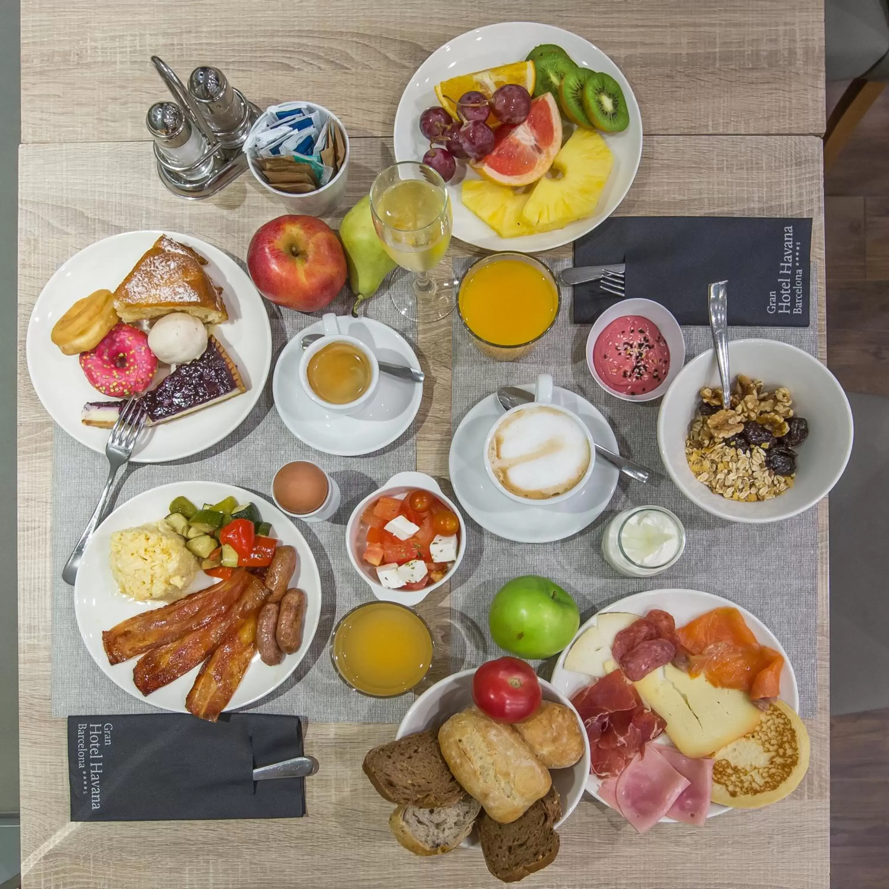 Food and drinks, Breakfast in Gran Hotel Havana 4Sup by Escampa Hotels