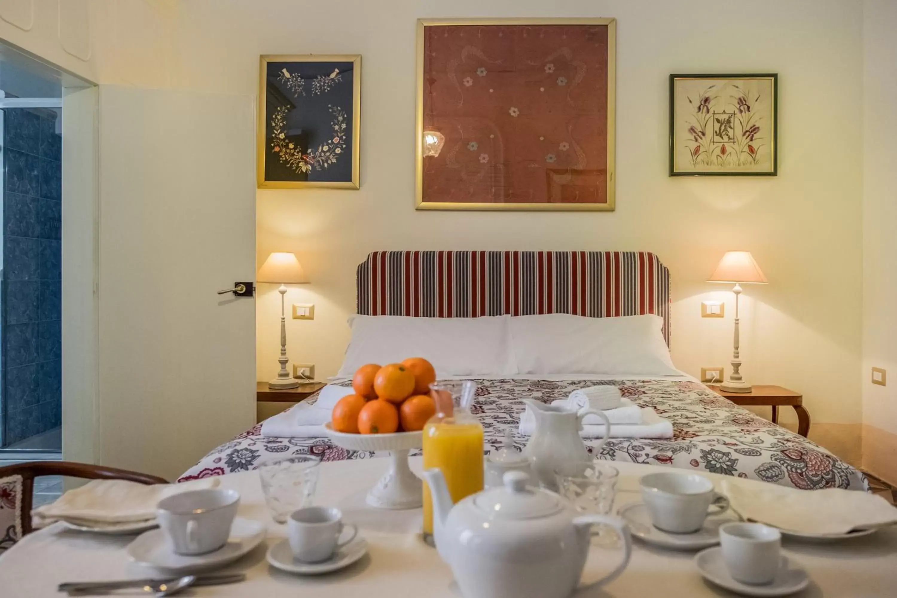 Bed, Breakfast in Palazzo Bernardini Suites