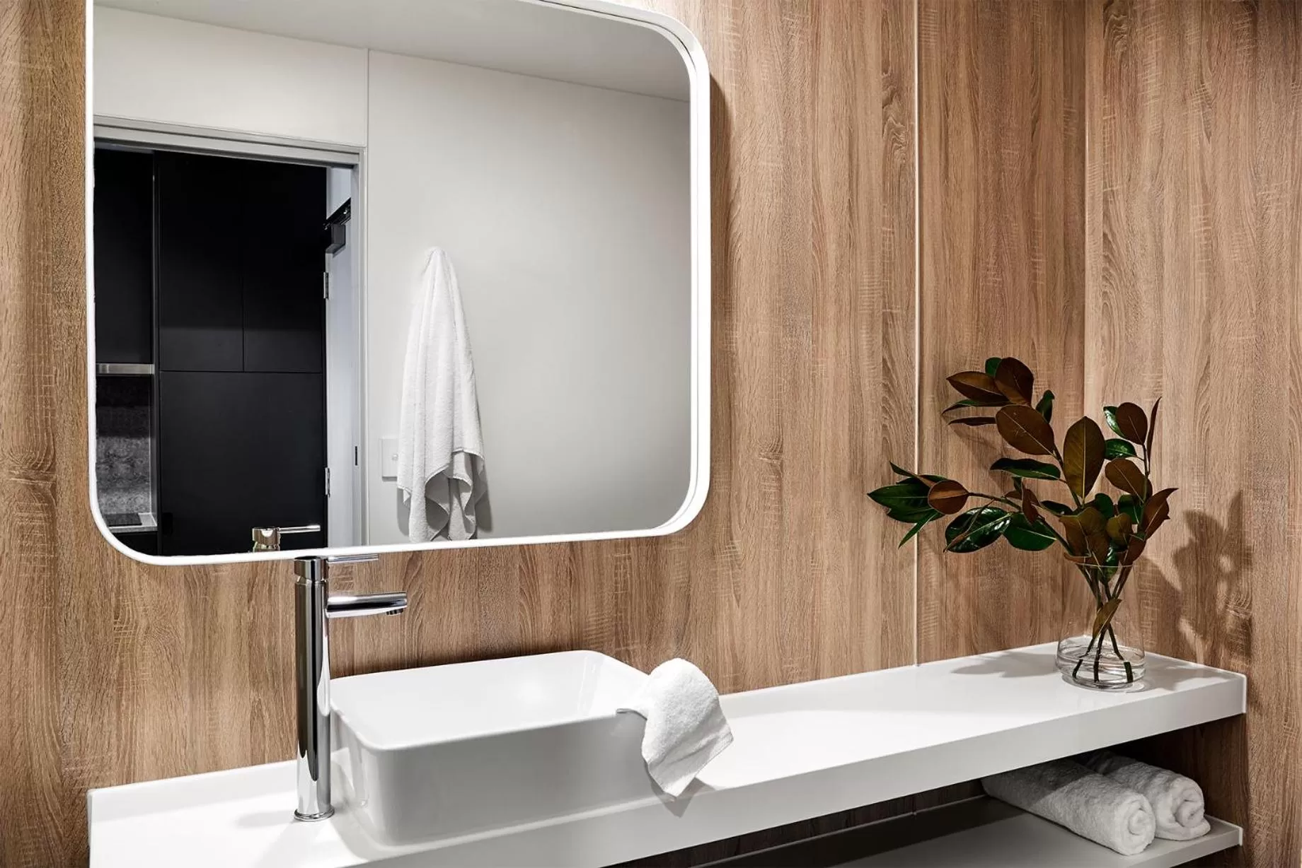 Shower in Veriu Green Square