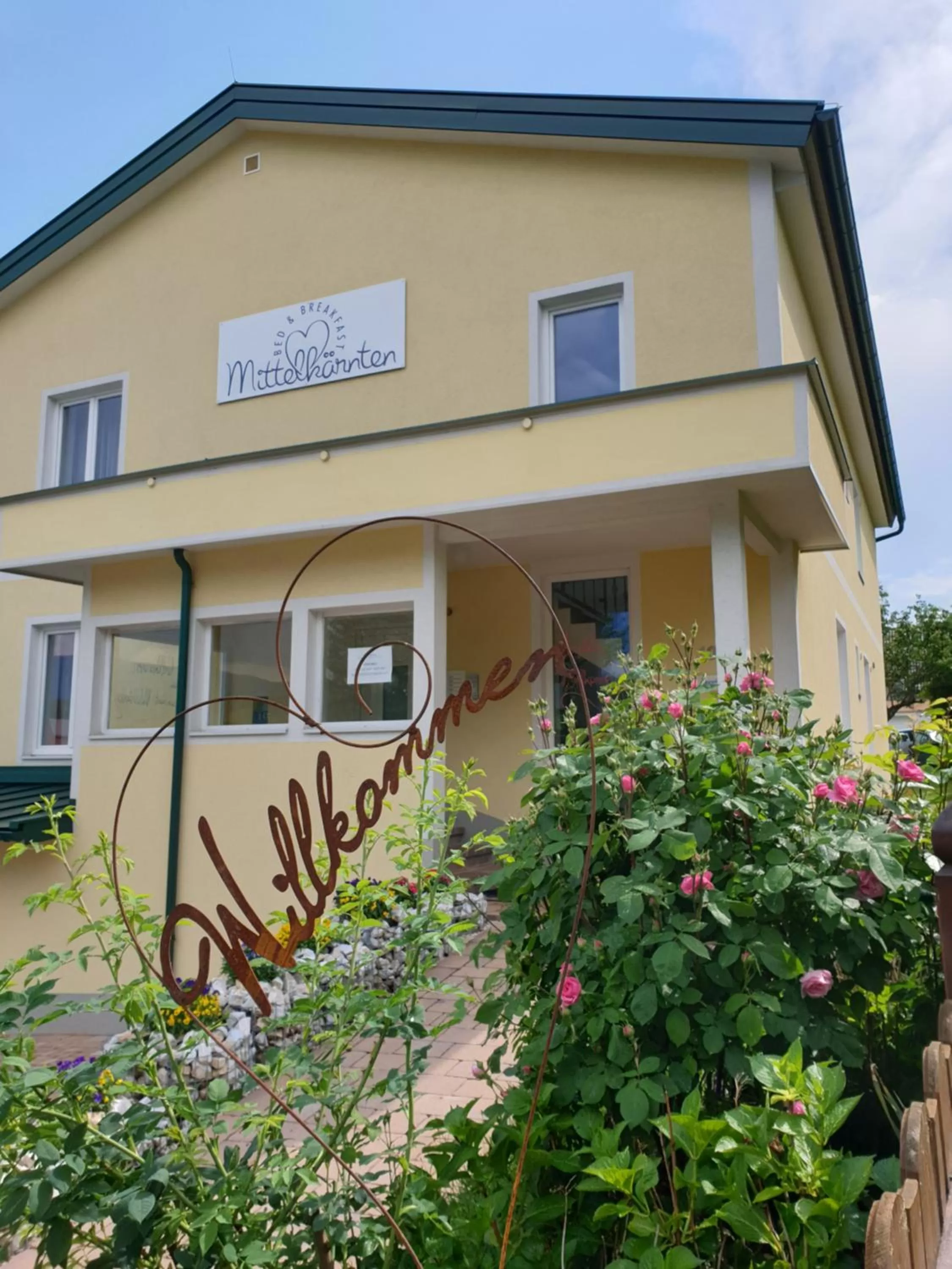 Property building in Bed and Breakfast Mittelkärnten