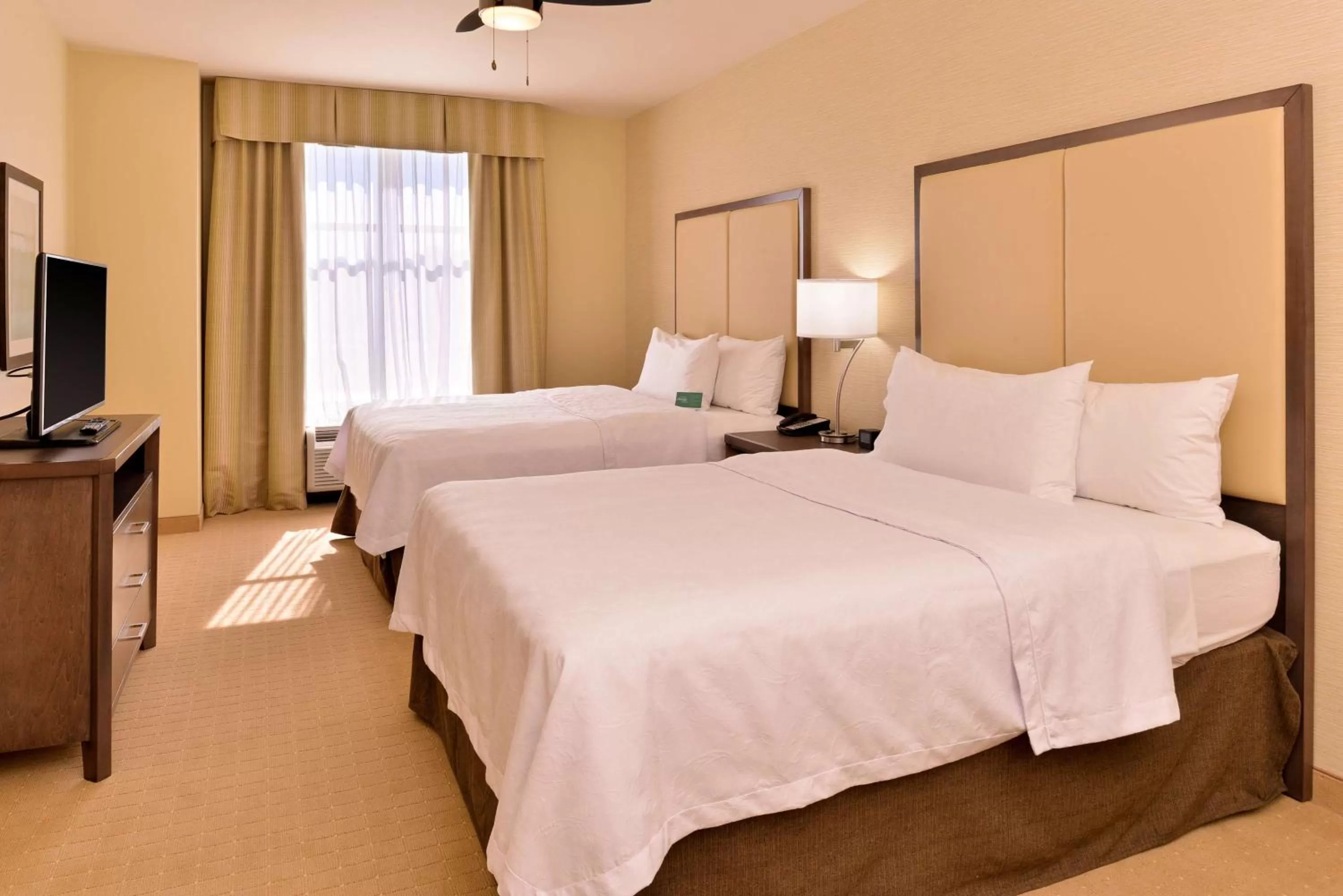 Bed in Homewood Suites by Hilton Houma