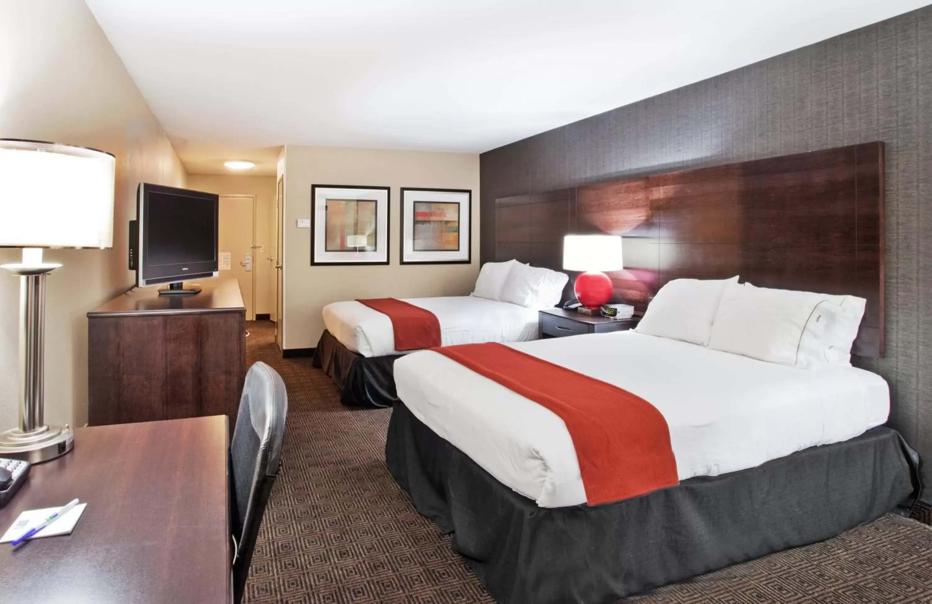Photo of the whole room in Holiday Inn Express Hotel & Suites Atlanta-Cumming, an IHG Hotel