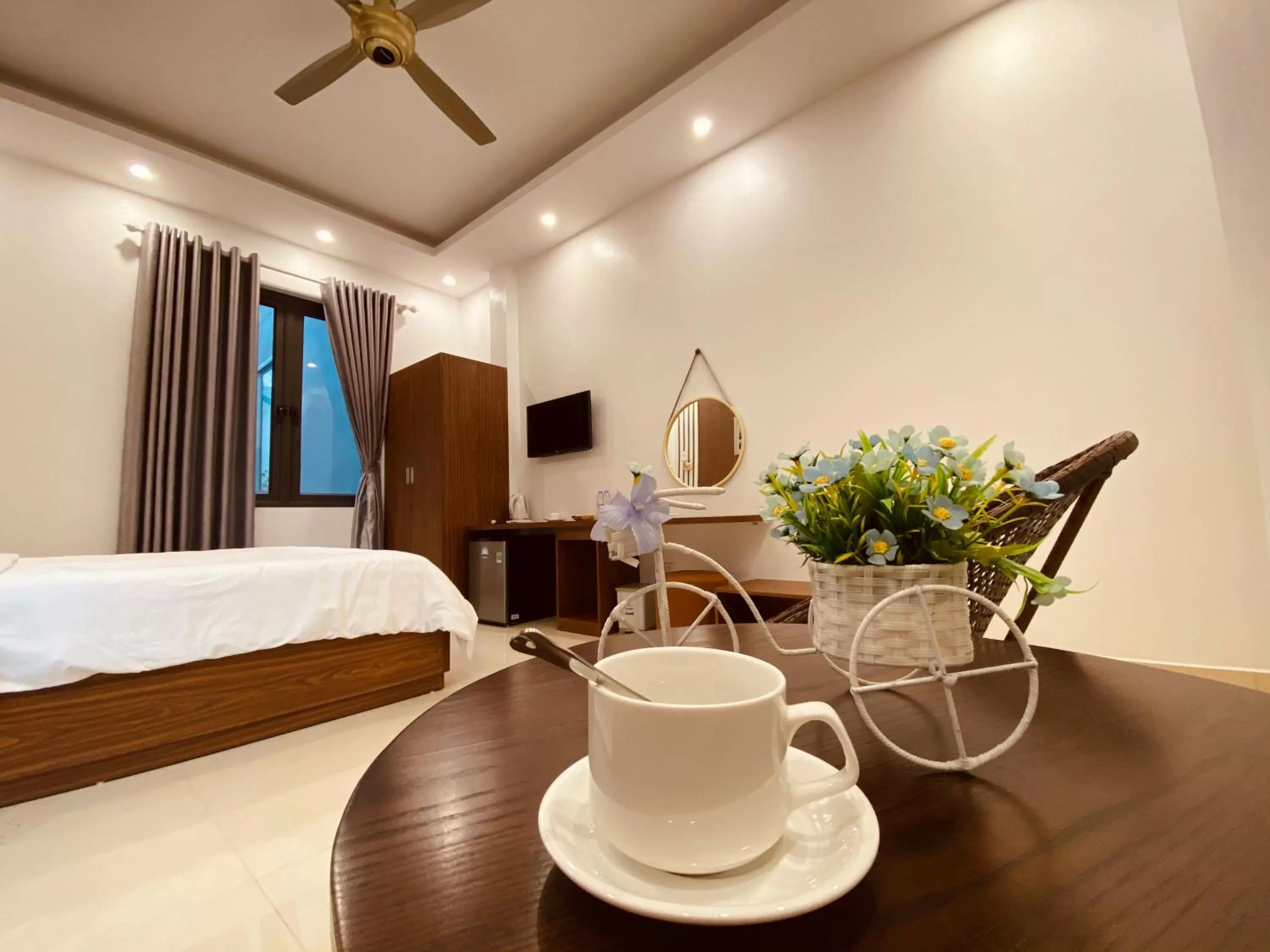 Drinks, Bed in O Zoli Home