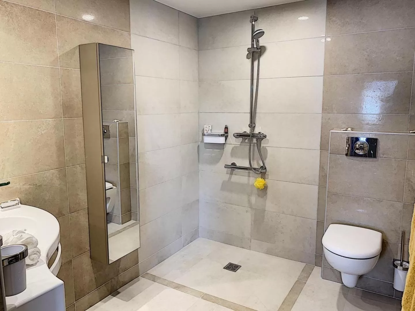 Bathroom in Zenao Appartements Le Cannet