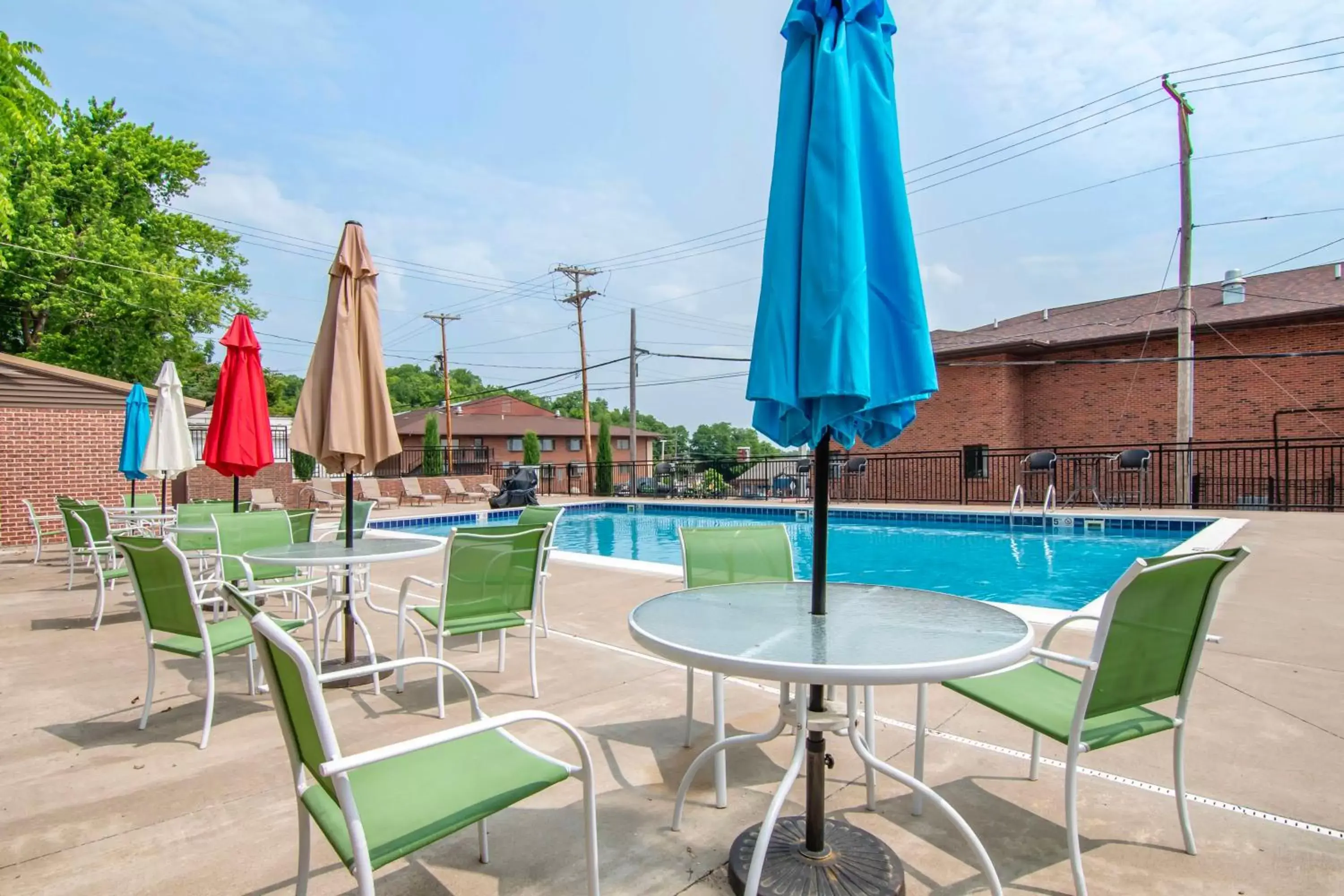 Pool view, Swimming Pool in Best Western On the River