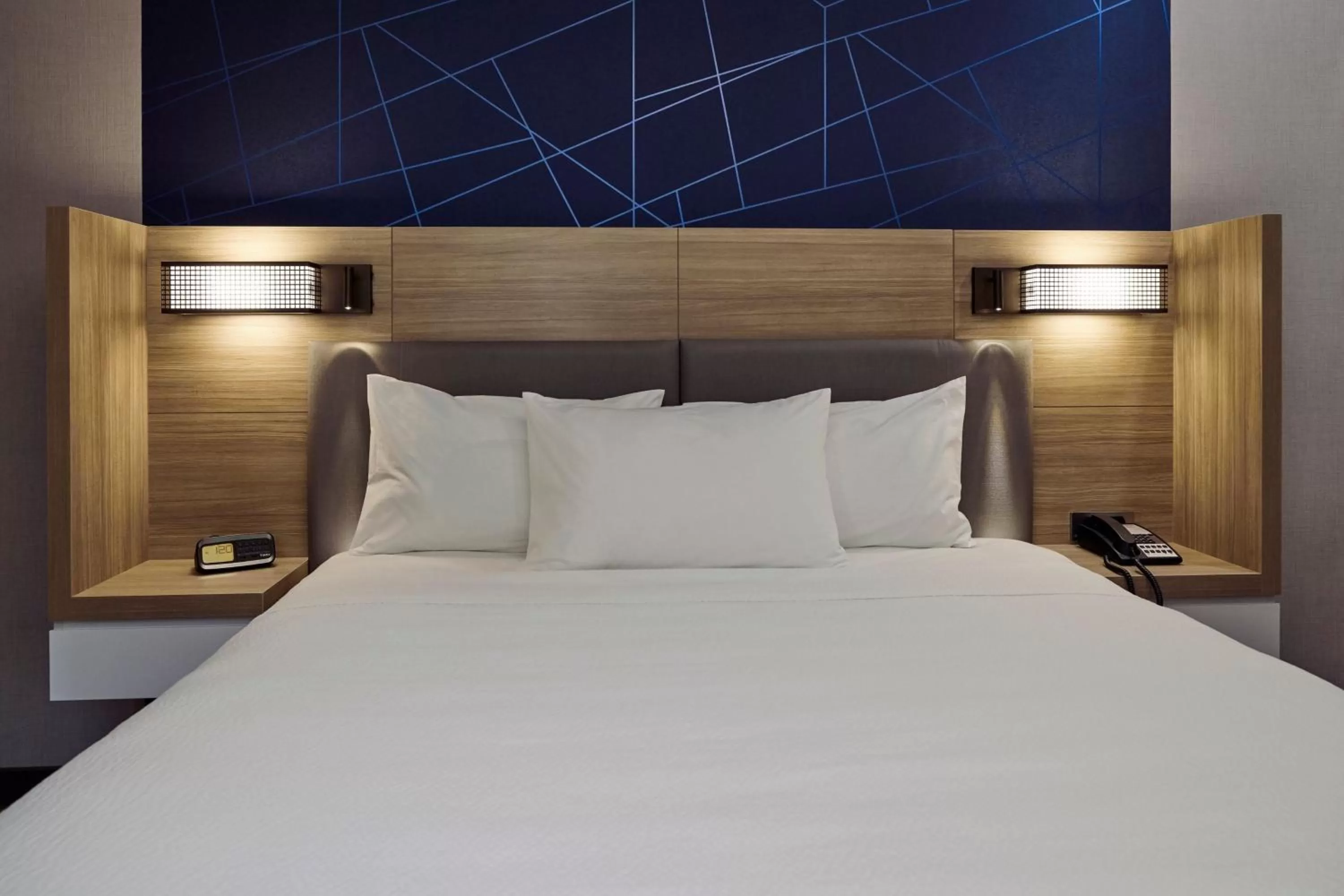 King Suite with Sofa Bed - Hearing Accessible in SpringHill Suites by Marriott Medford Airport