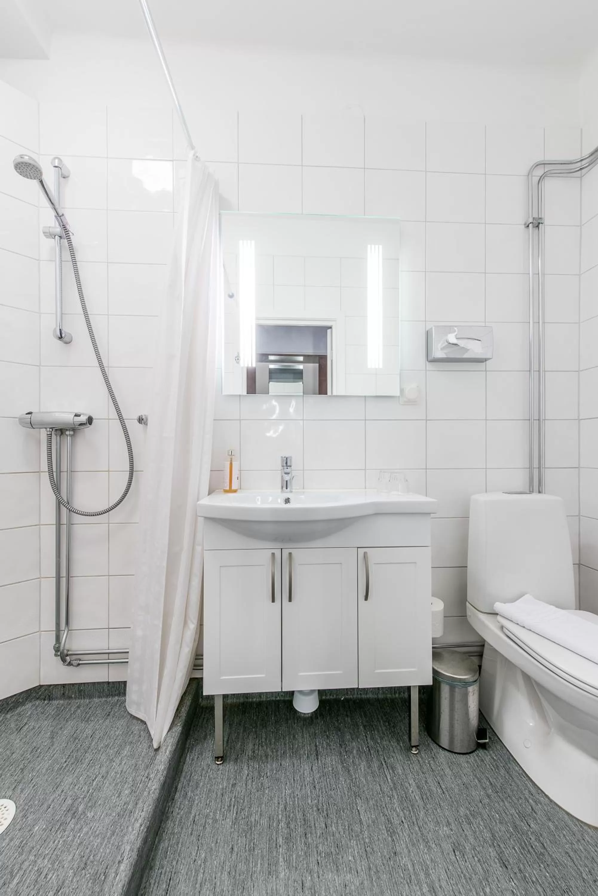 Shower in Centric Hotel