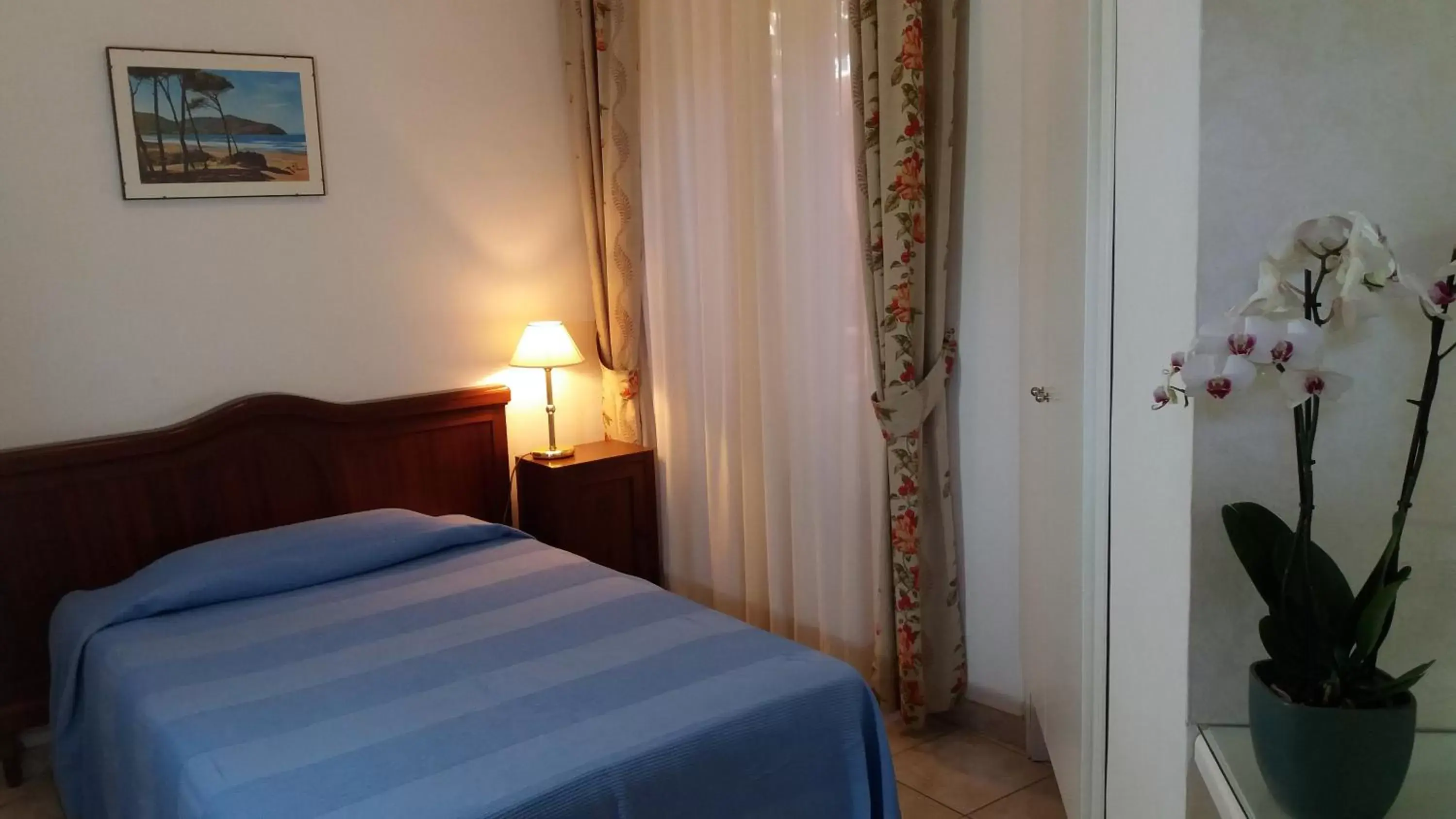 Other, Bed in Albergo Italia