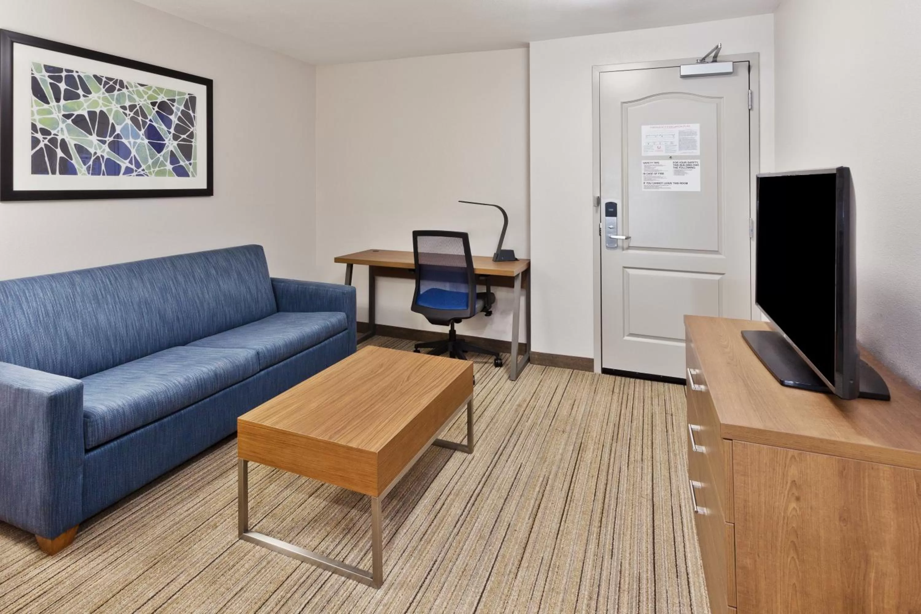 Photo of the whole room in Holiday Inn Express Rome-East by IHG