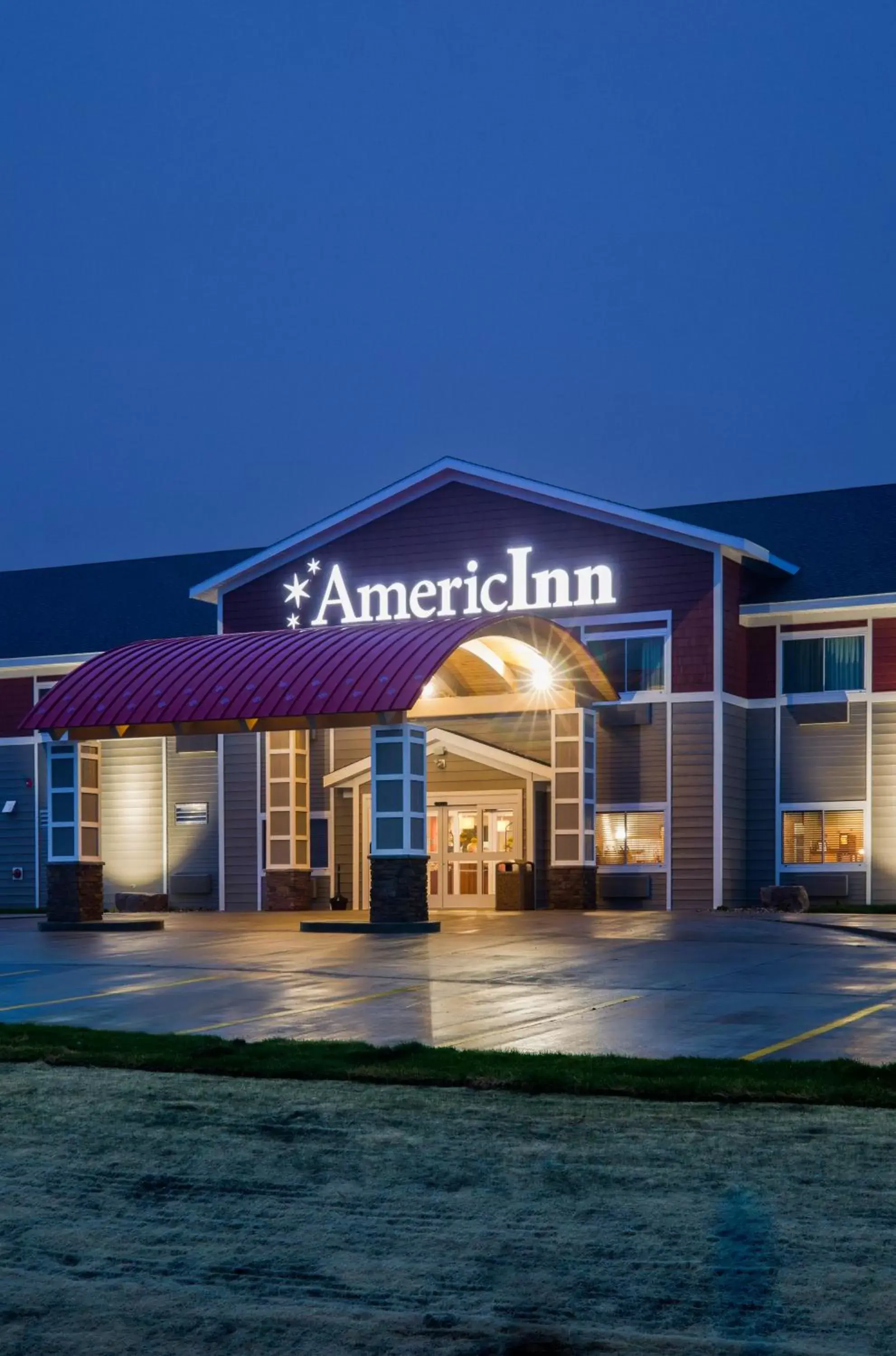 Facade/entrance, Property Building in AmericInn by Wyndham Sibley