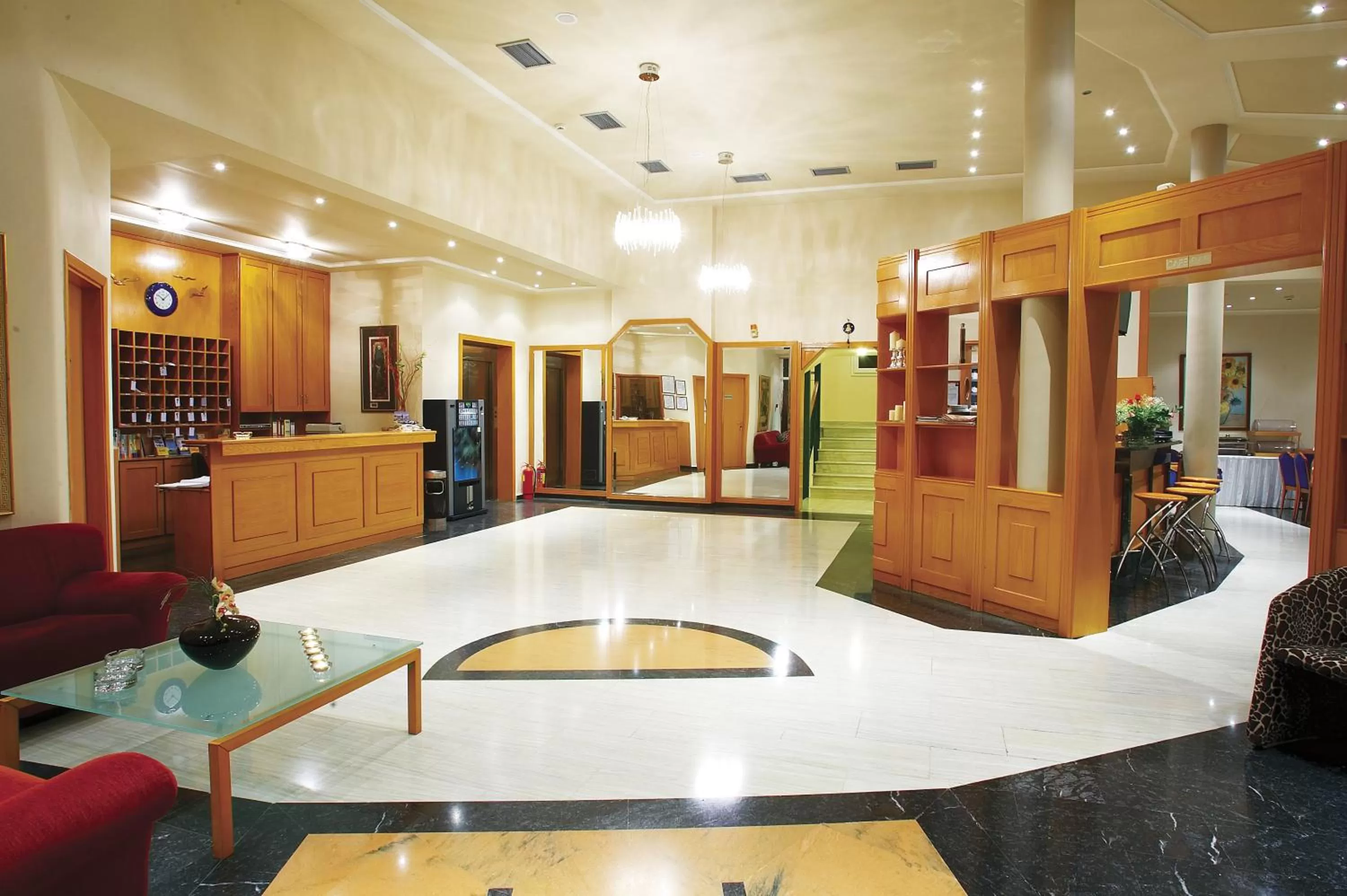 Lobby or reception in Iris Hotel