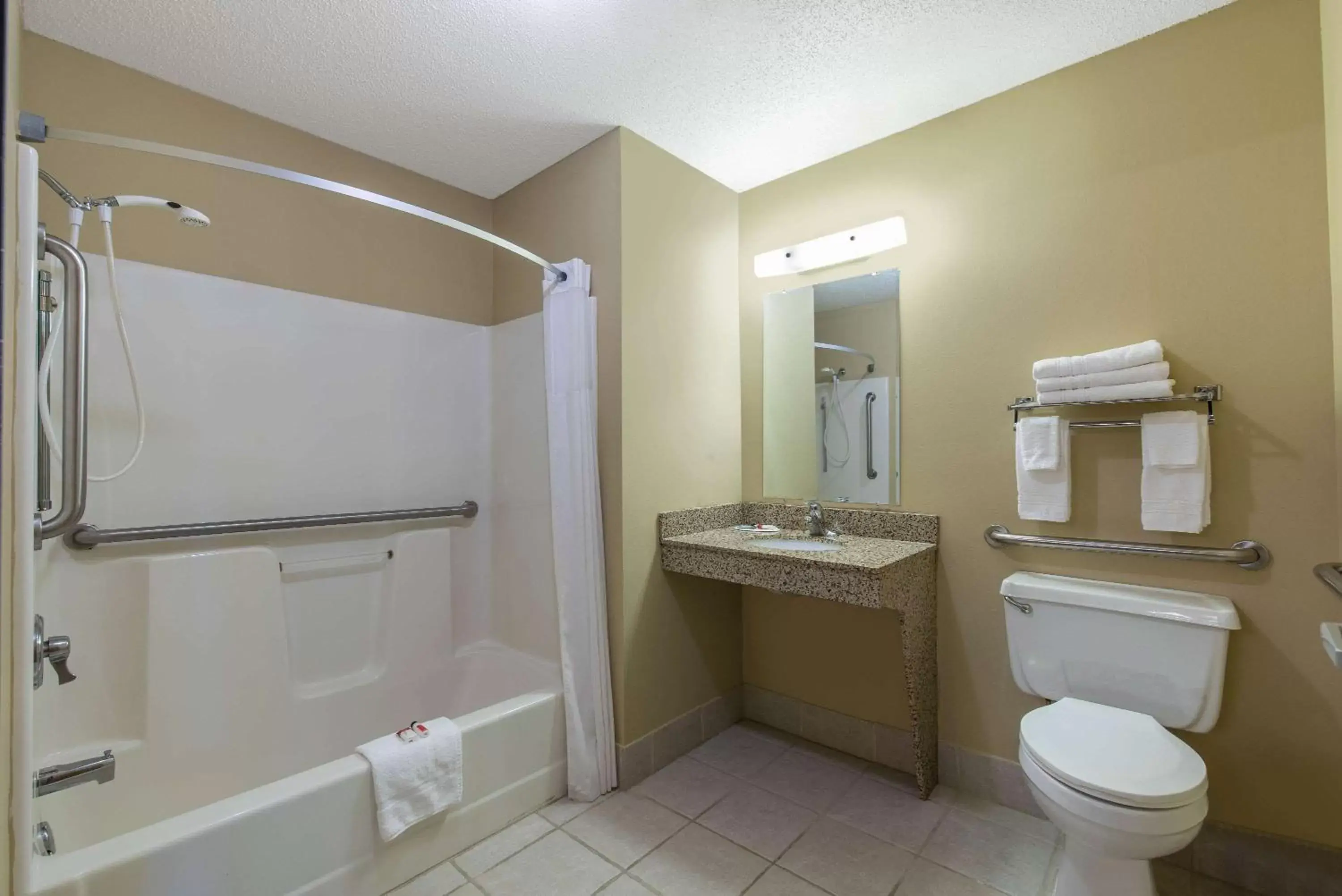 Photo of the whole room, Bathroom in Days Inn by Wyndham Mitchell SD