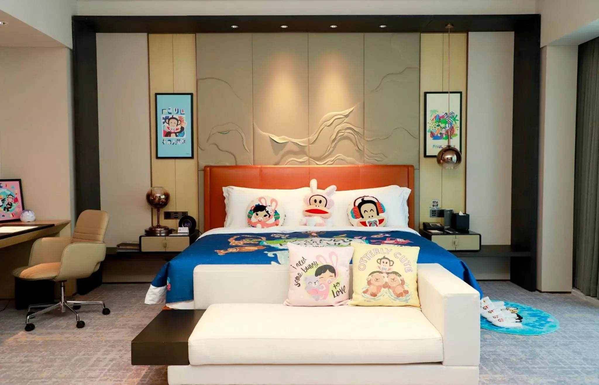 Photo of the whole room, Bed in InterContinental Zhuhai, an IHG Hotel