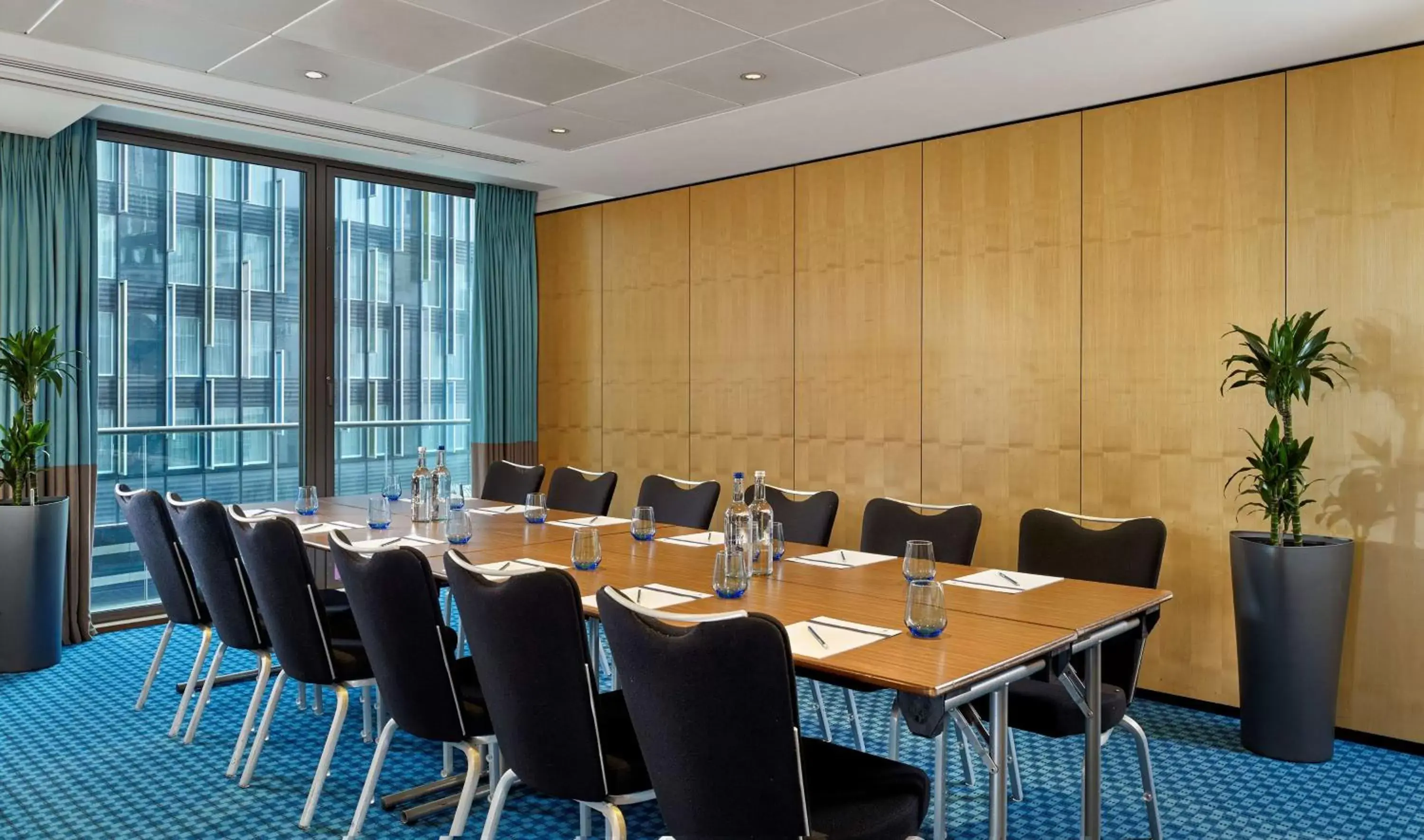 Meeting/conference room in Park Plaza County Hall London