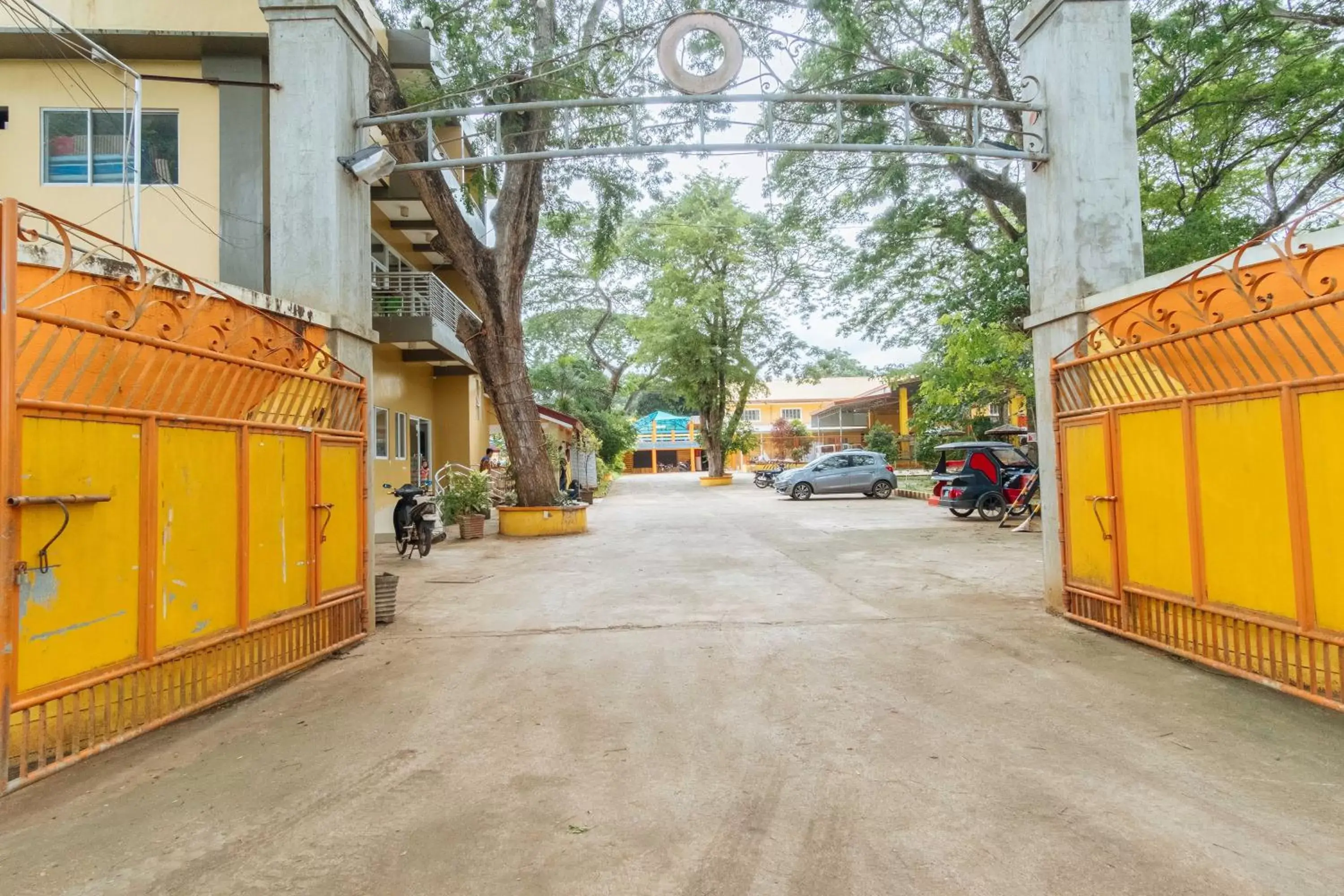 Property building in RedDoorz Premium @ Gabinete Road Palawan Property building in RedDoorz Premium @ Gabinete Road Palawan