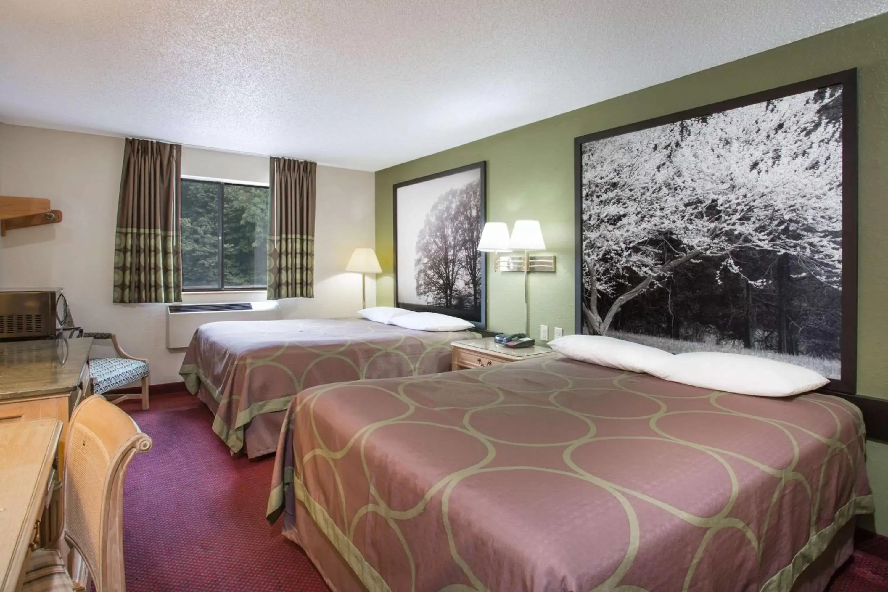 Queen Room with Two Queen Beds - Non-Smoking in Super 8 by Wyndham Salem VA