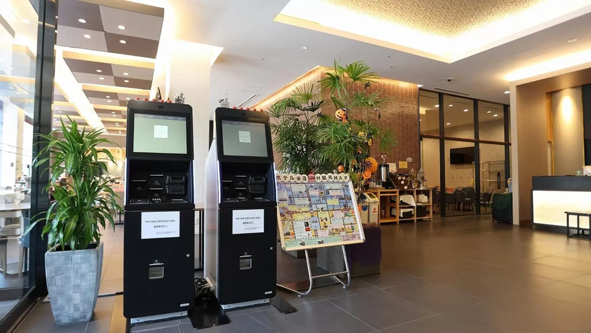 Lobby or reception in Urban Hotel Kyoto Shijo Premium