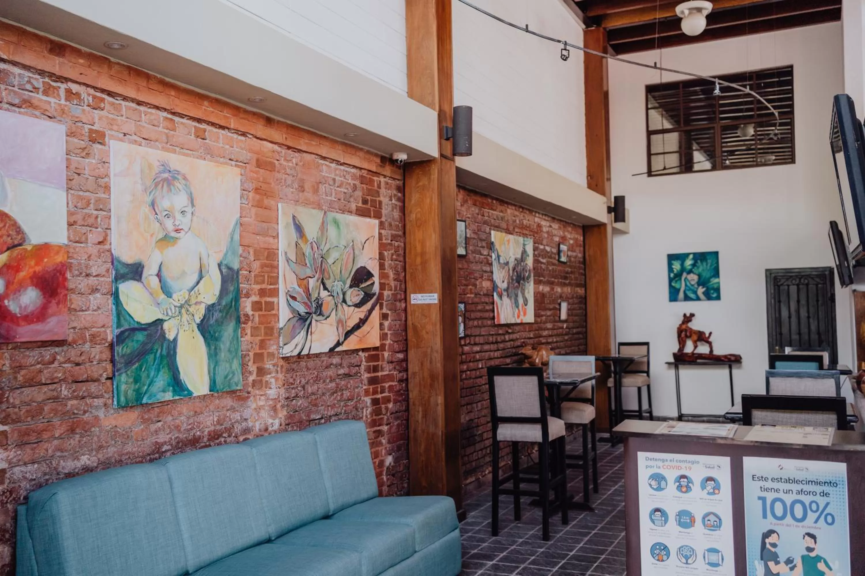 Lounge or bar in Hotel Dunn Inn