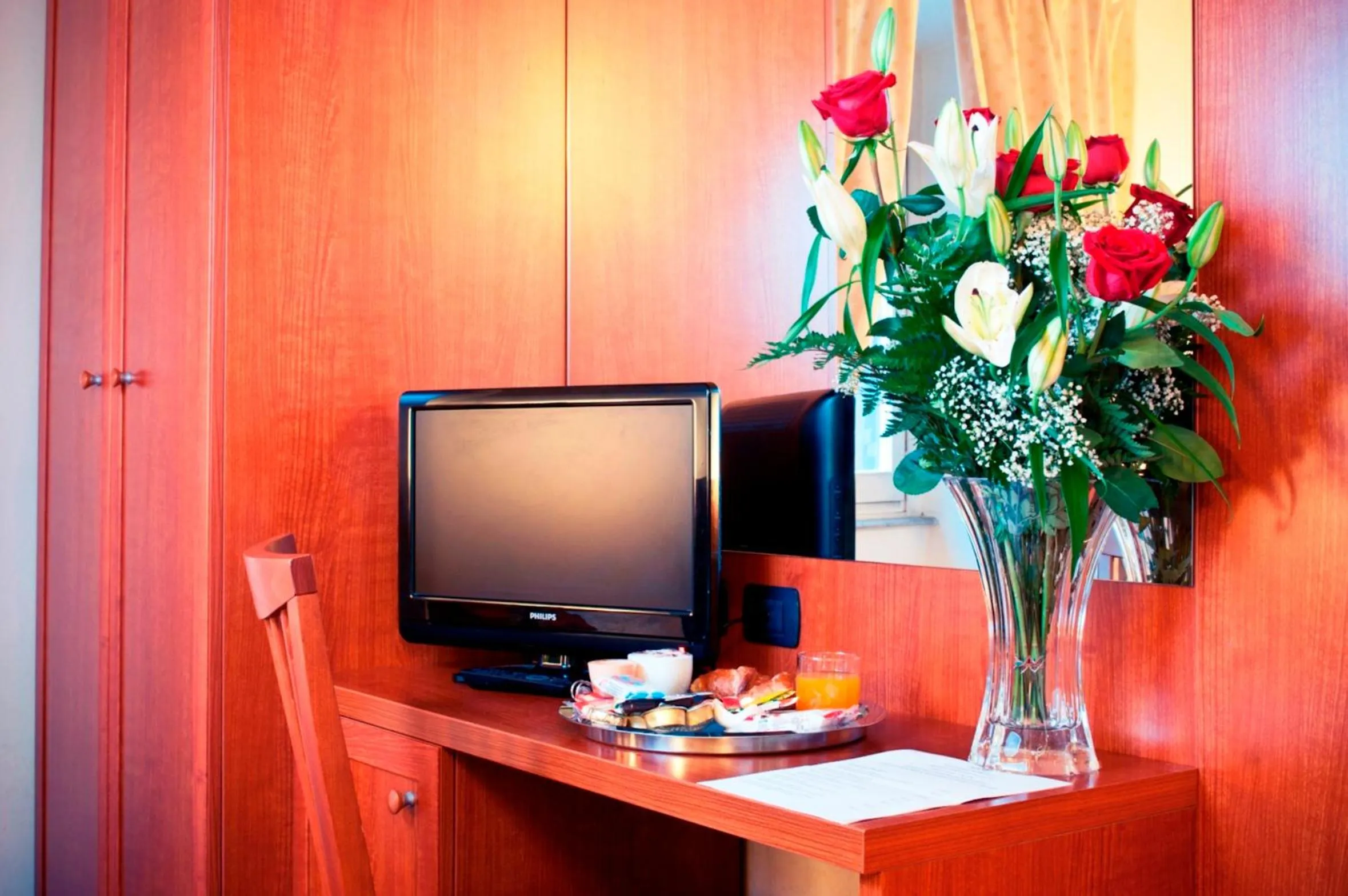 TV and multimedia in Hotel Priscilla