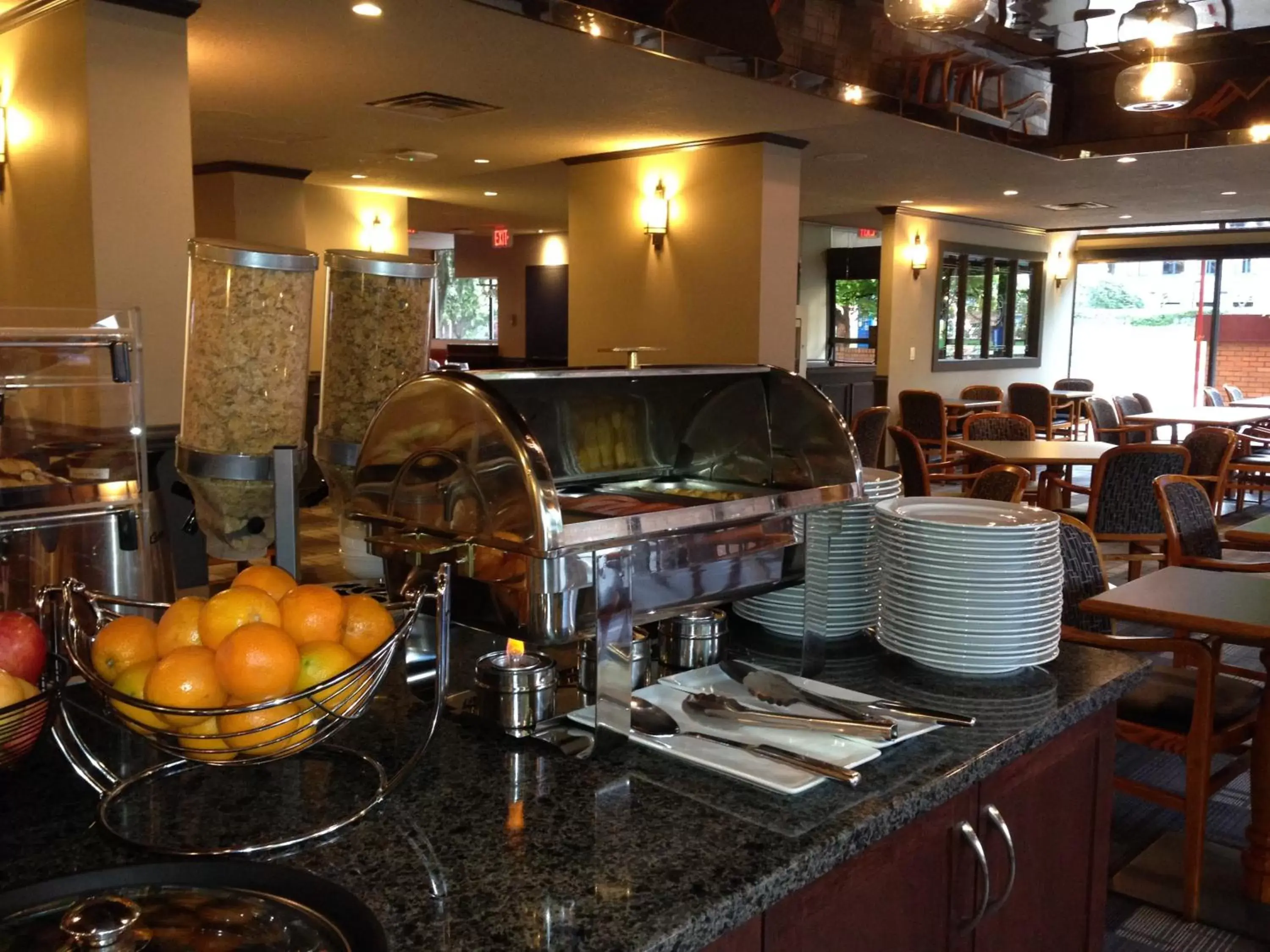 Food, Restaurant/Places to Eat in The Embassy Inn