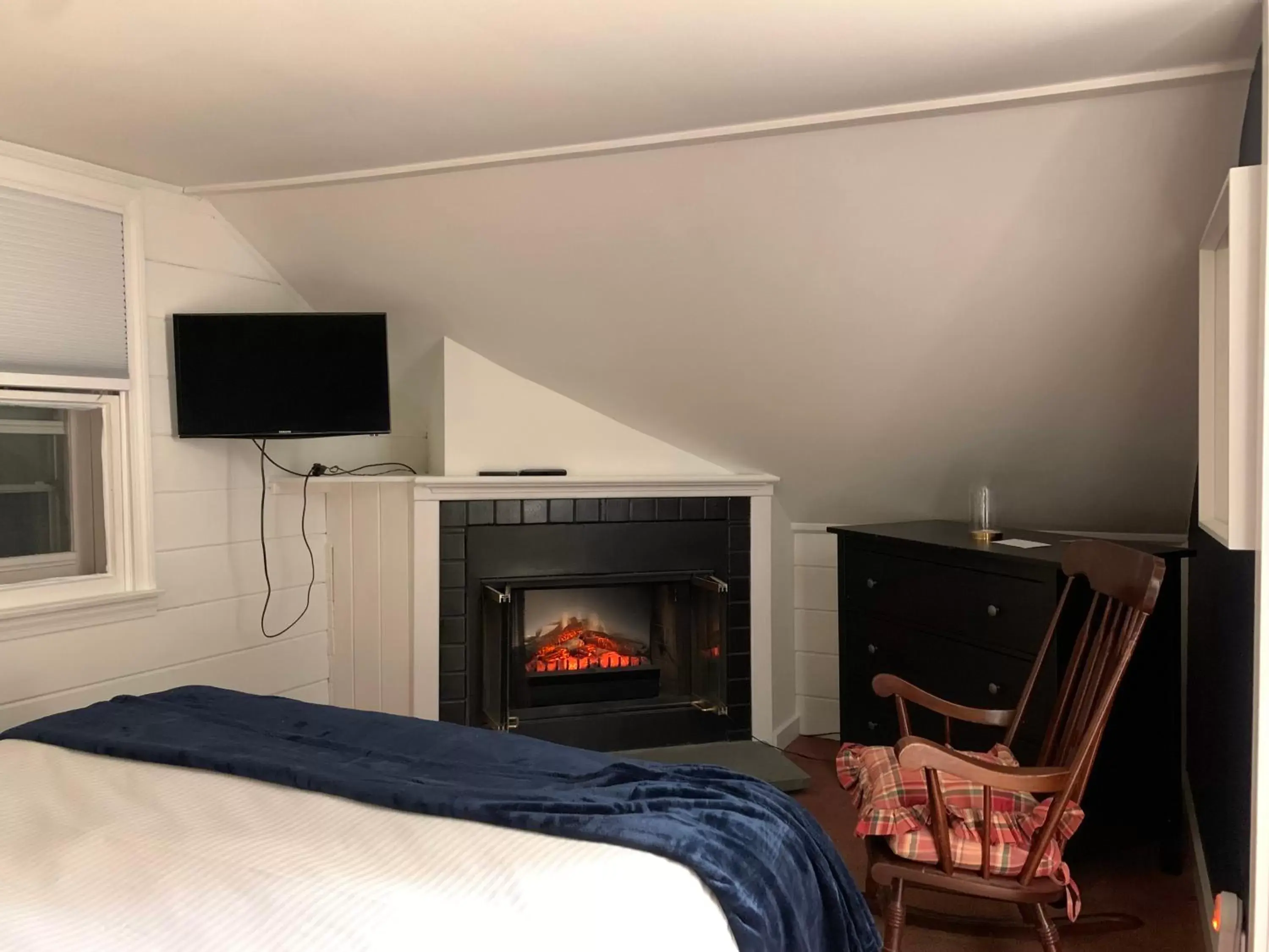 Bed in The Nutmeg Vermont Bed in The Nutmeg Vermont