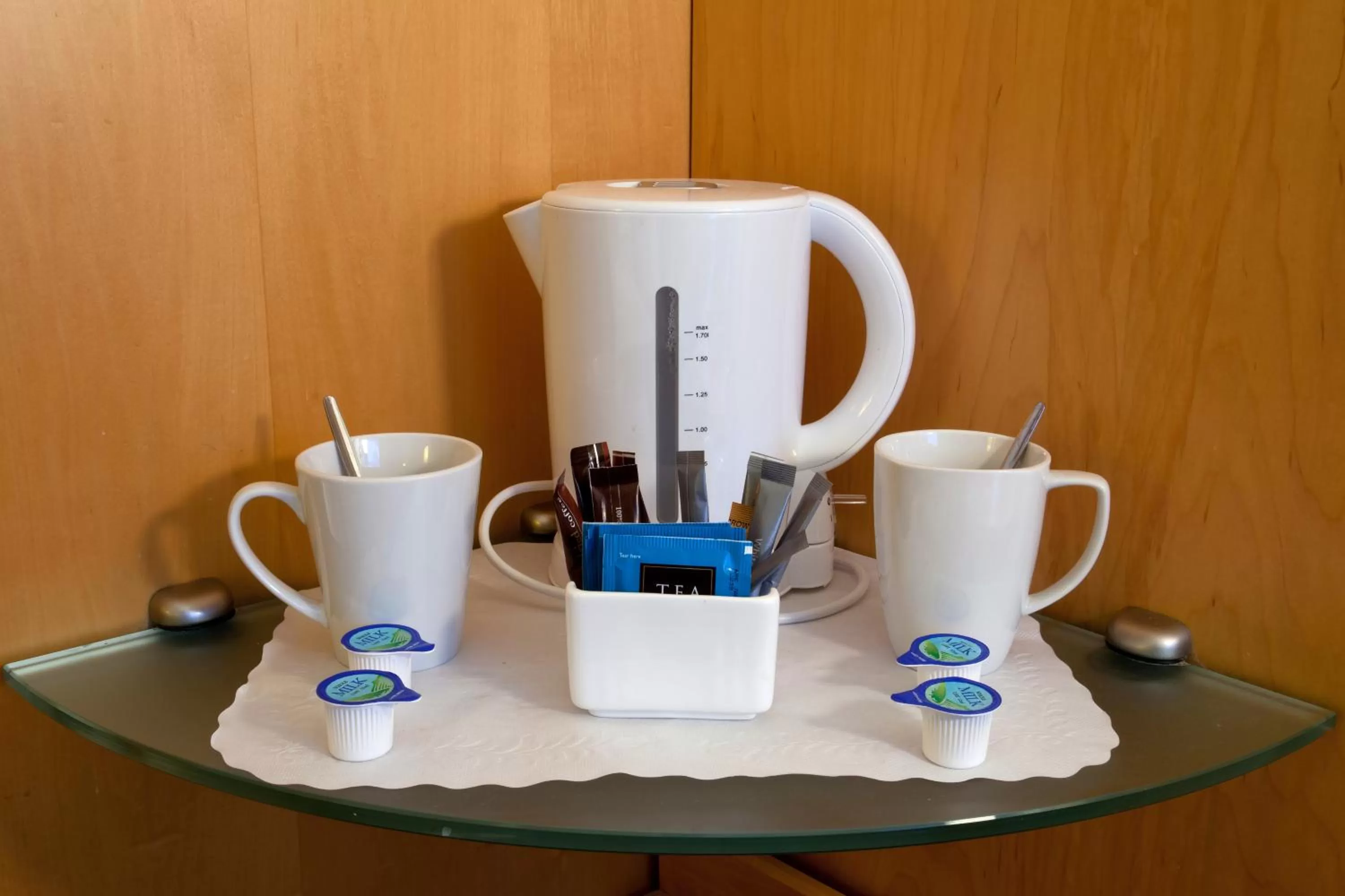 Coffee/tea facilities in Britannia Hotel Bolton