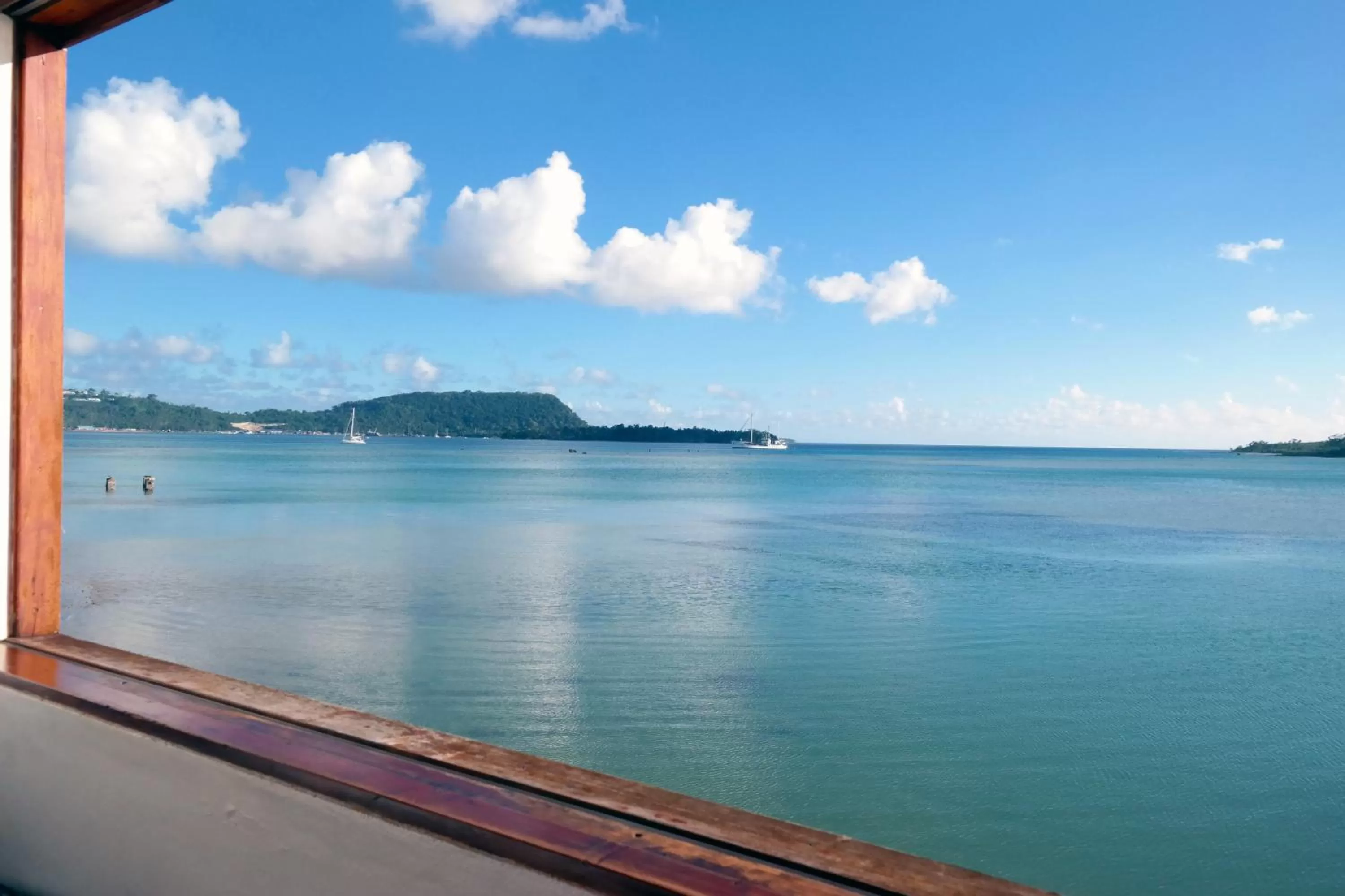 Bedroom in Moorings Hotel