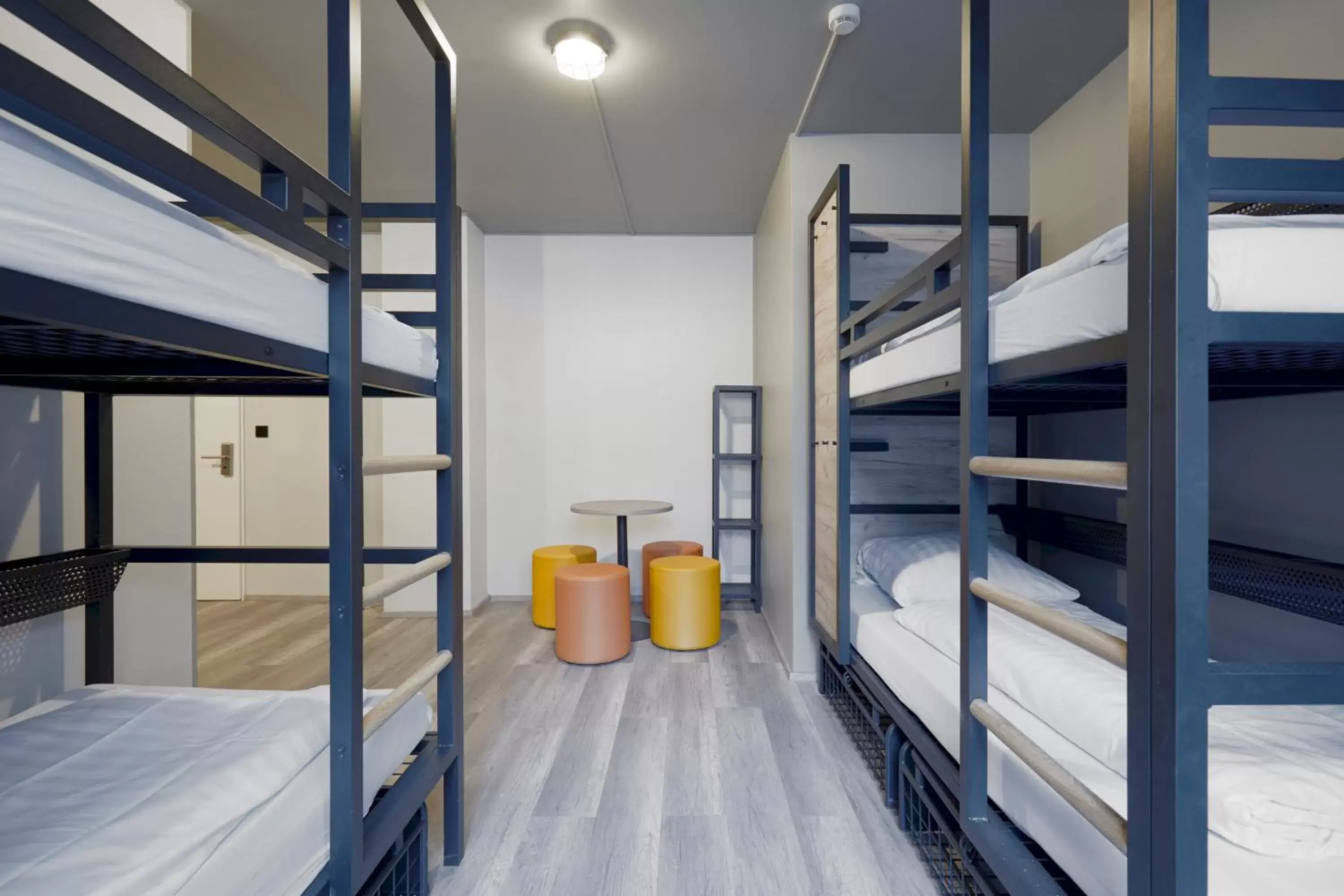 Photo of the whole room, Bunk Bed in a&o Düsseldorf Hauptbahnhof