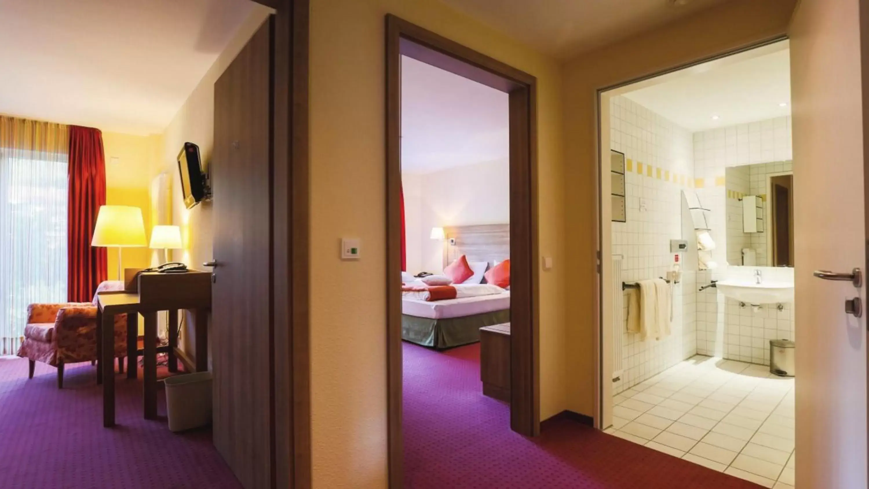 Bedroom in Nashira Kurpark Hotel -100 prozent barrierefrei-
