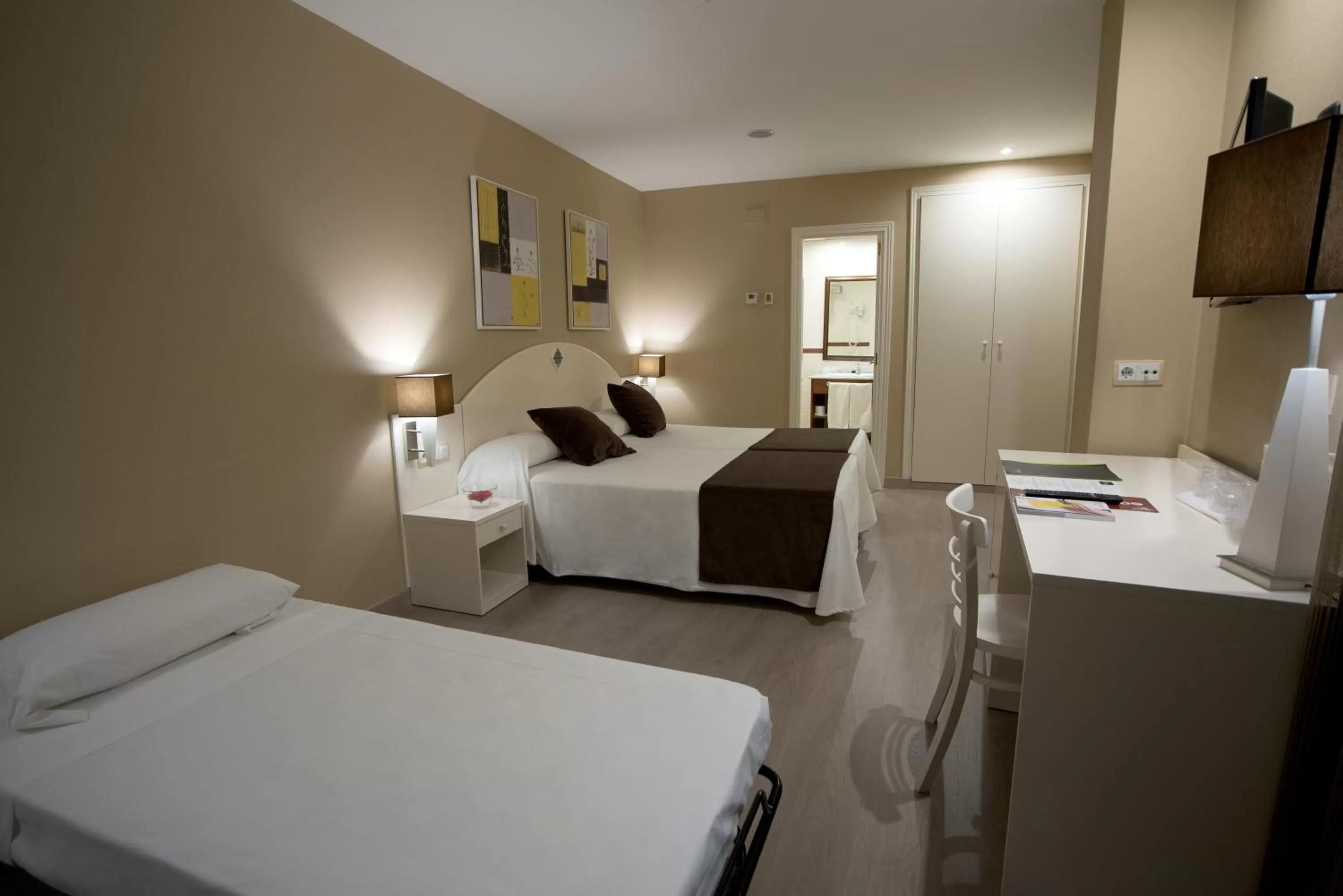 Photo of the whole room, Bed in Hotel Torico Plaza