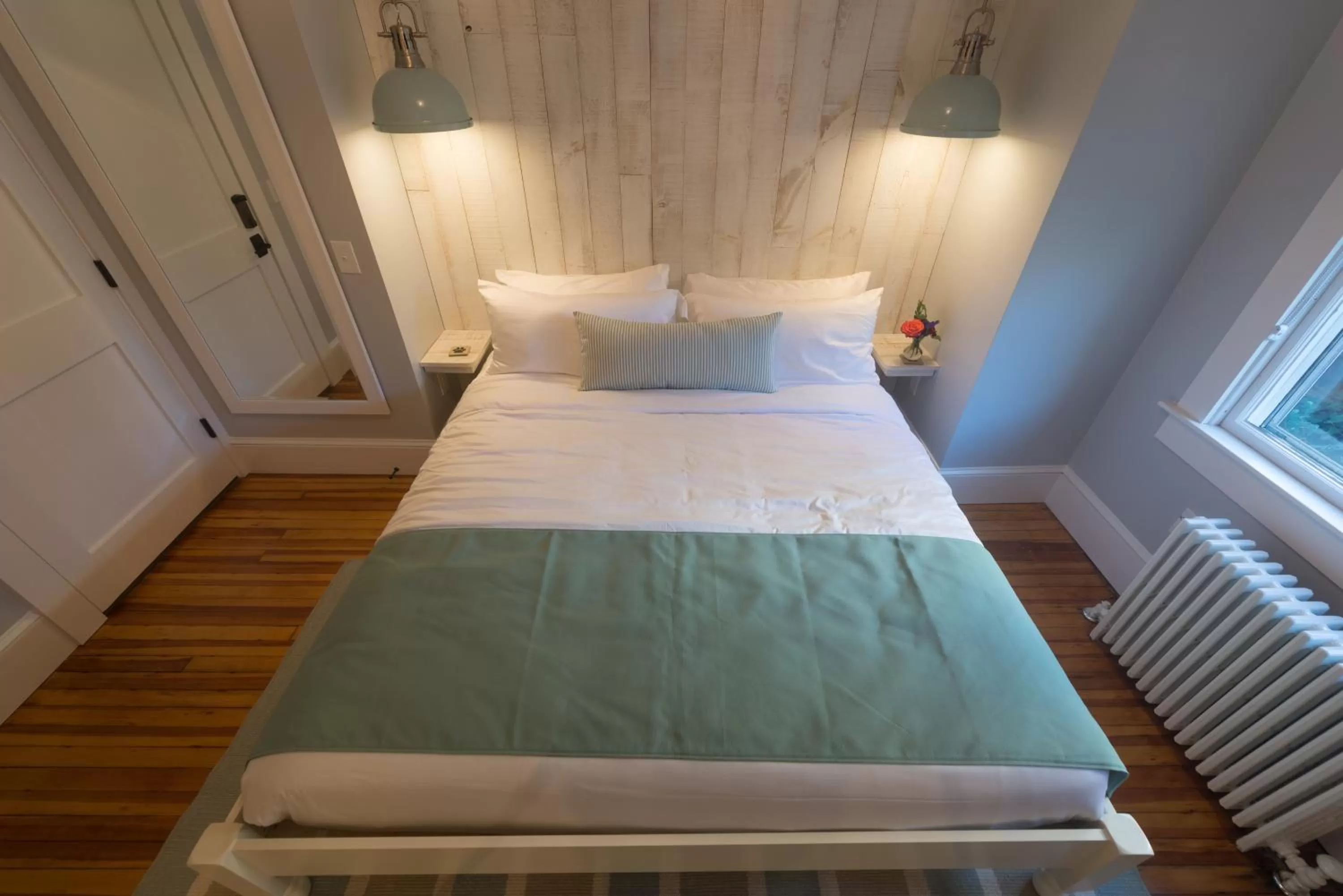 Bed in Paws on Pelham