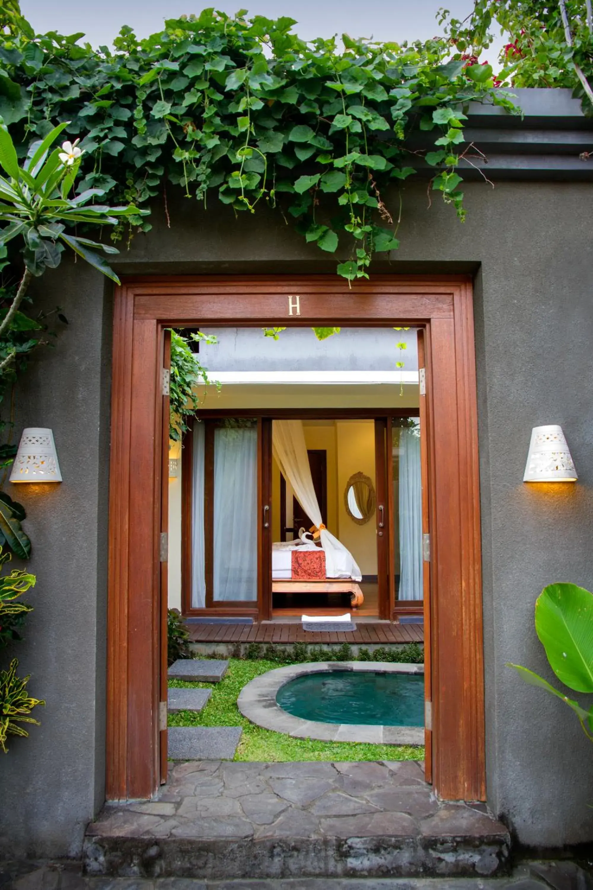 Facade/entrance in Ladera Villa Ubud