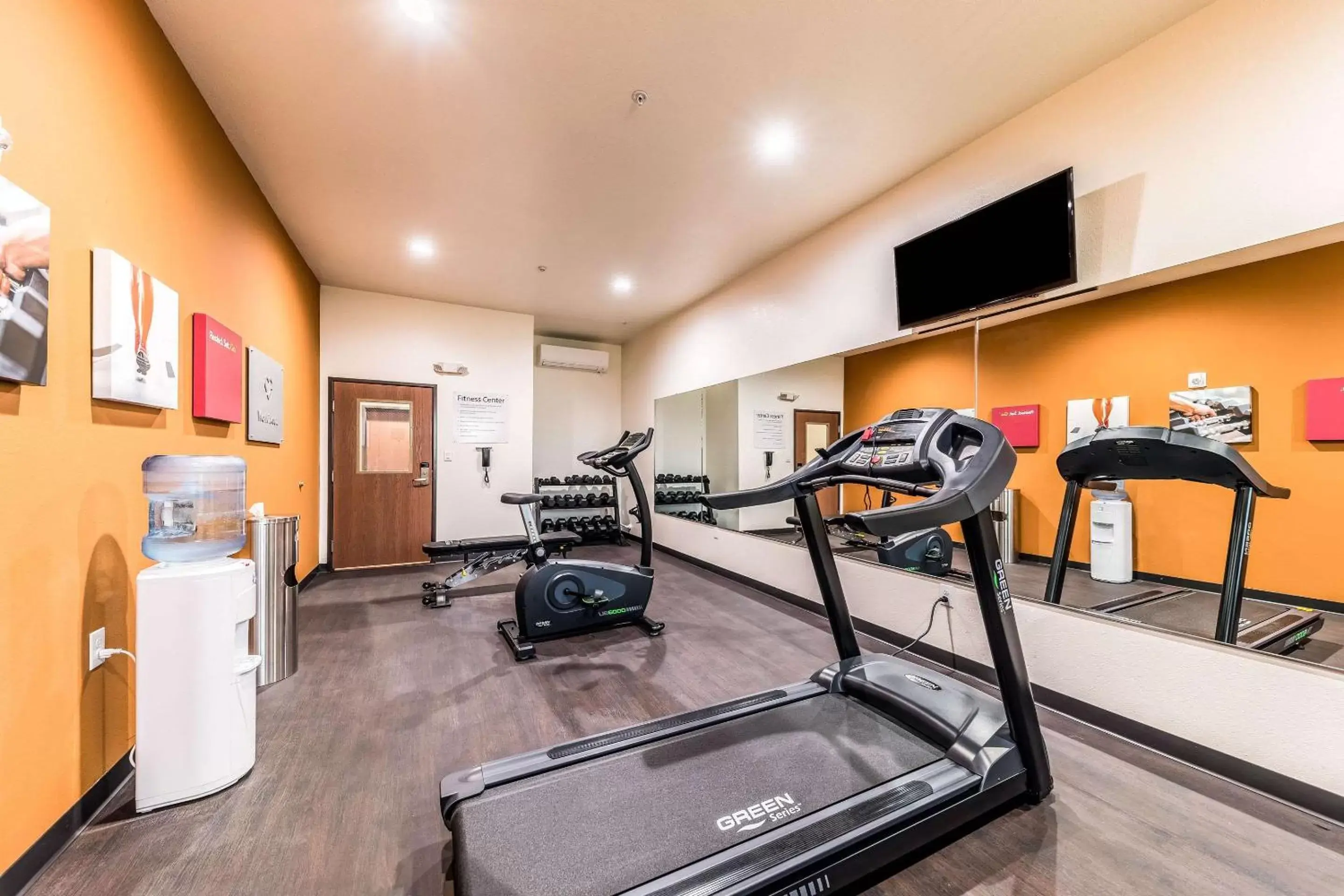 Fitness centre/facilities, Fitness Center/Facilities in Comfort Suites Grand Prairie - Arlington North