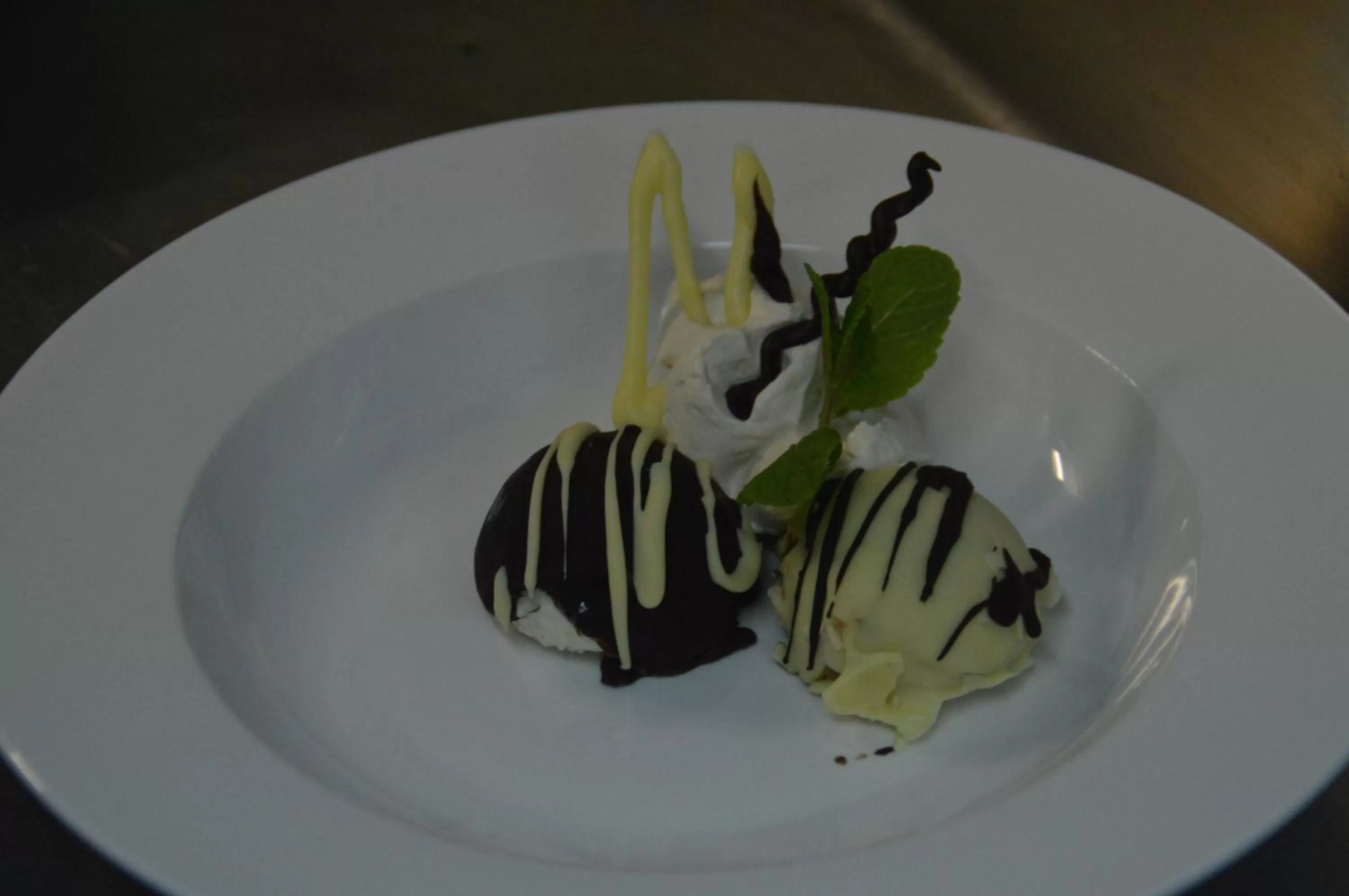 Restaurant/places to eat in Hotel Le Genepy