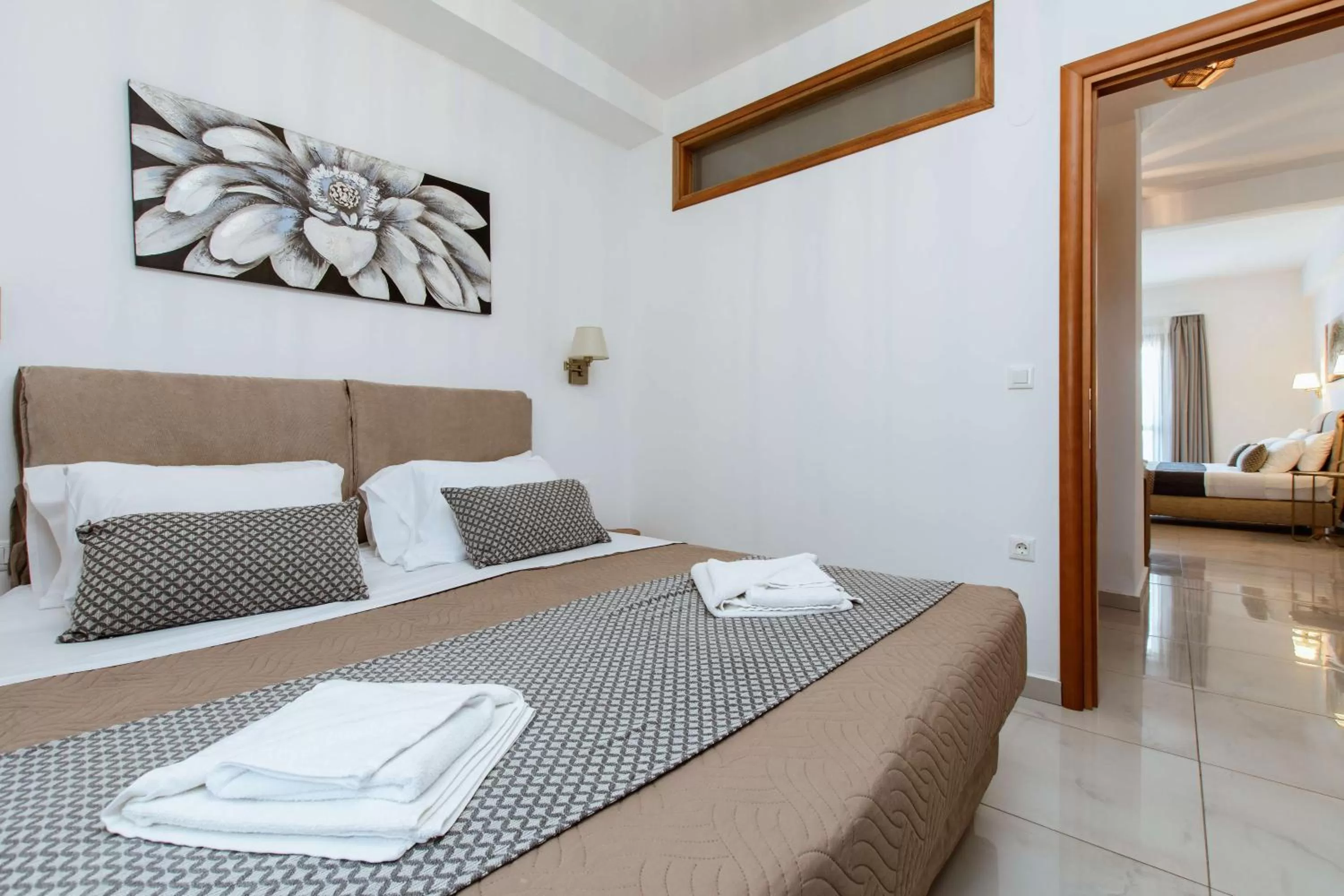 Bed in Deluxe Suites