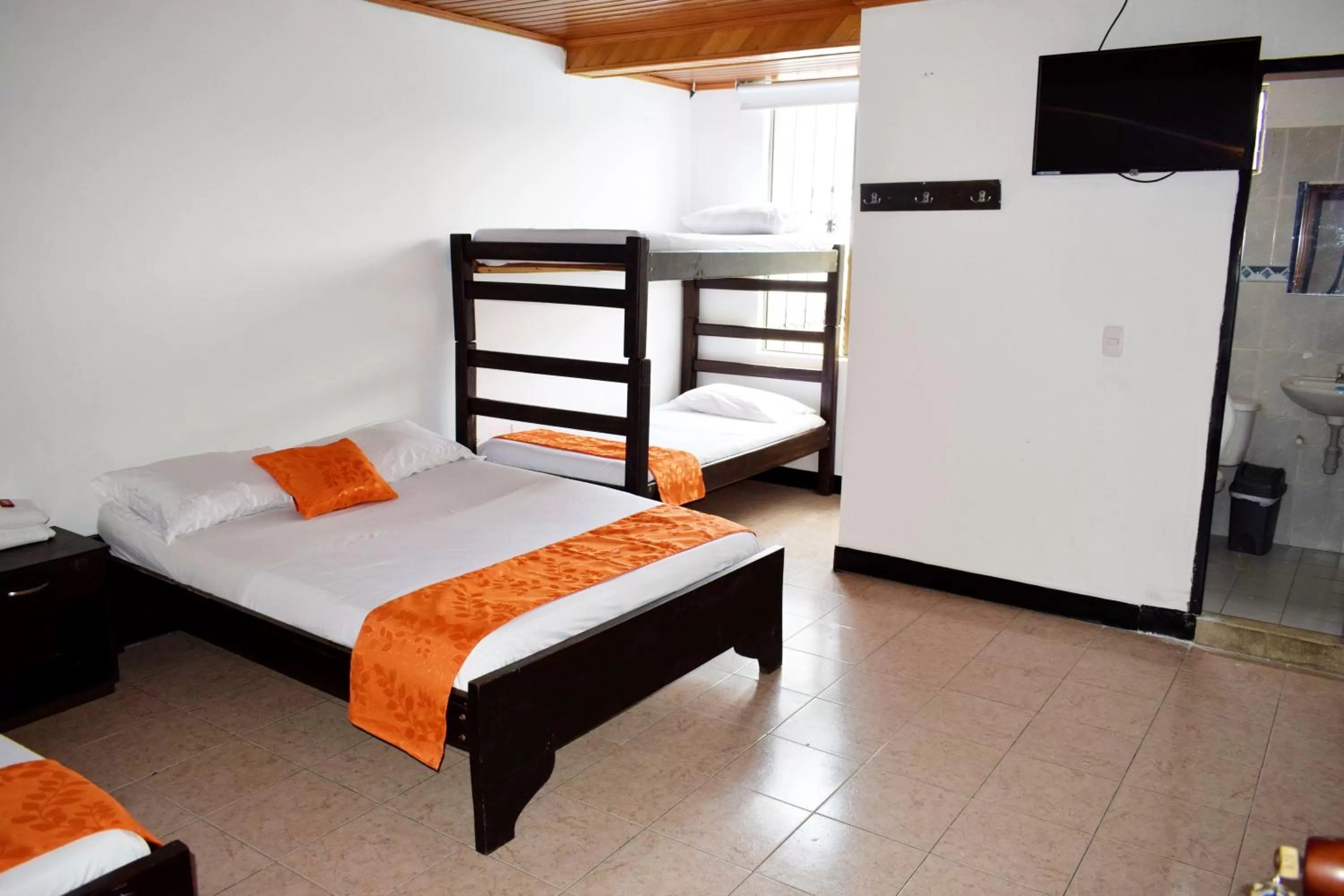 Photo of the whole room, Bed in Hotel Descanso Inn Villavicencio