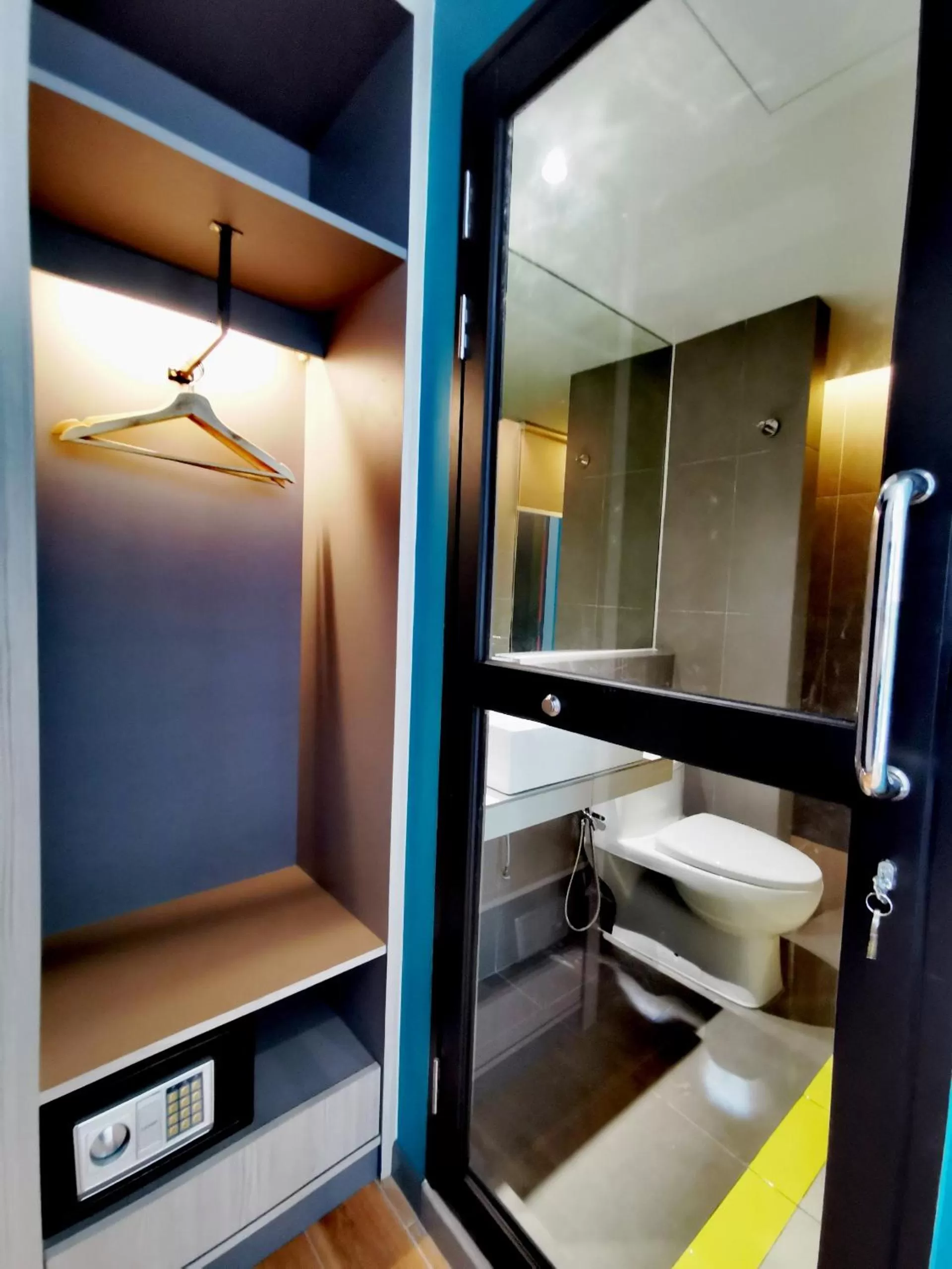 wardrobe in Sovotel @ Conezion Putrajaya