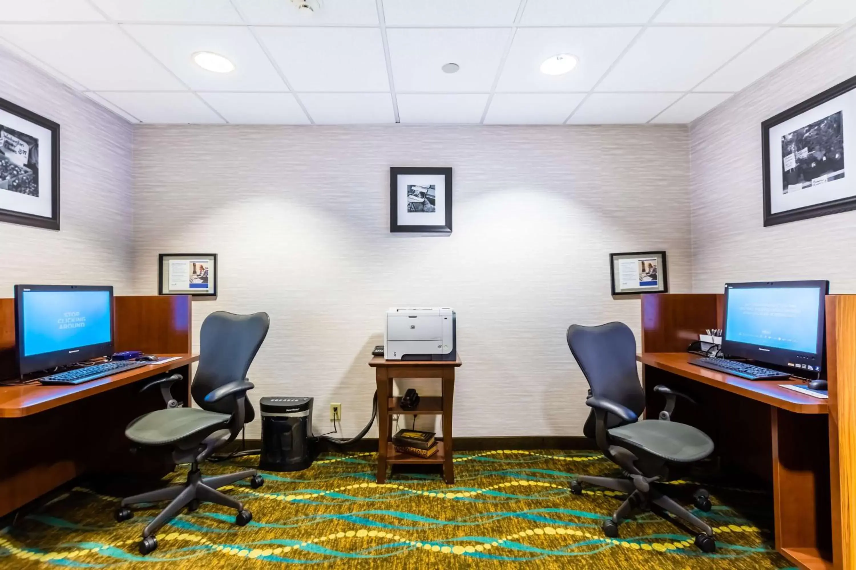 Business facilities, Business Area/Conference Room in Hampton Inn St Charles St Peters