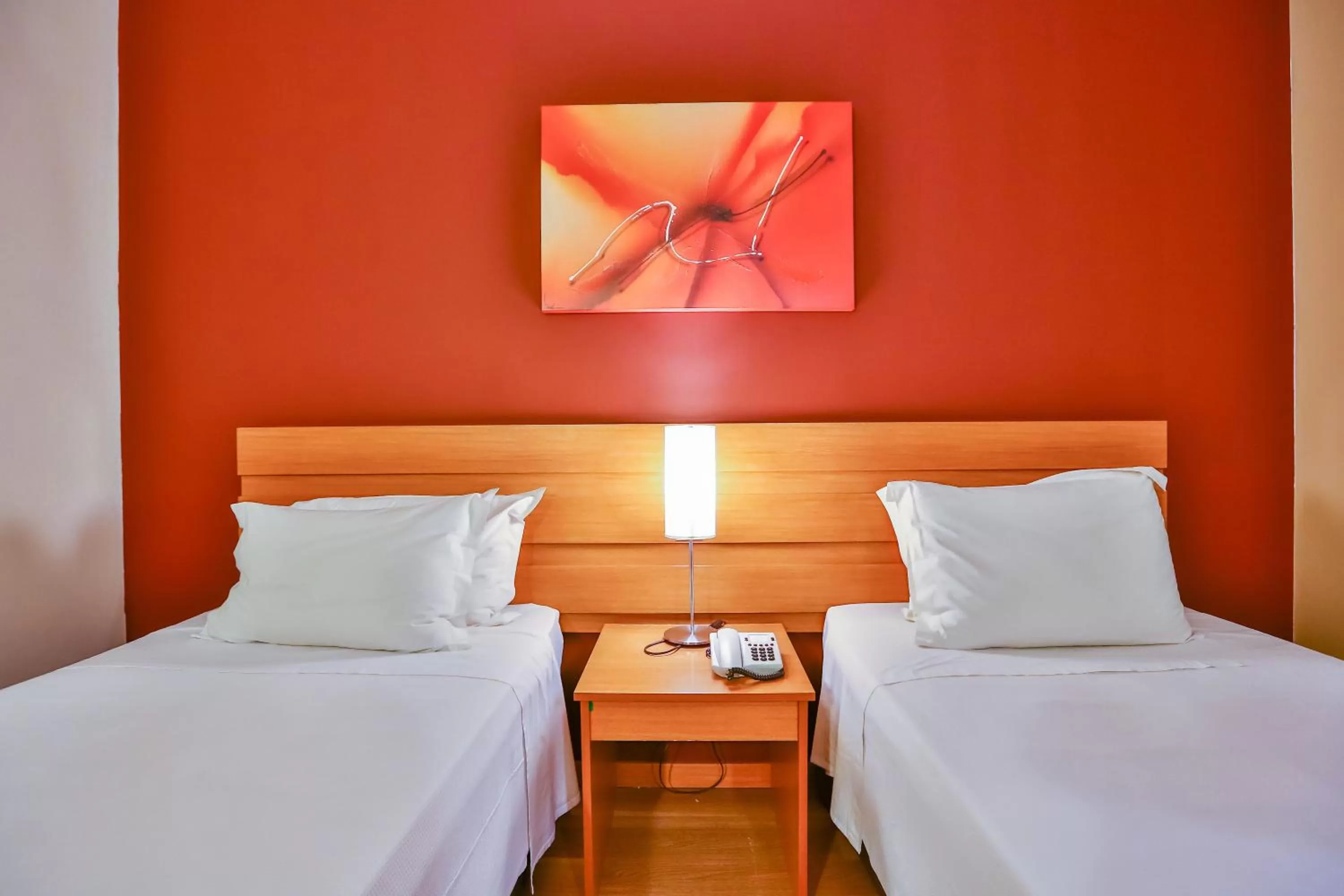 Bed in Red Roof Inn Jundiaí