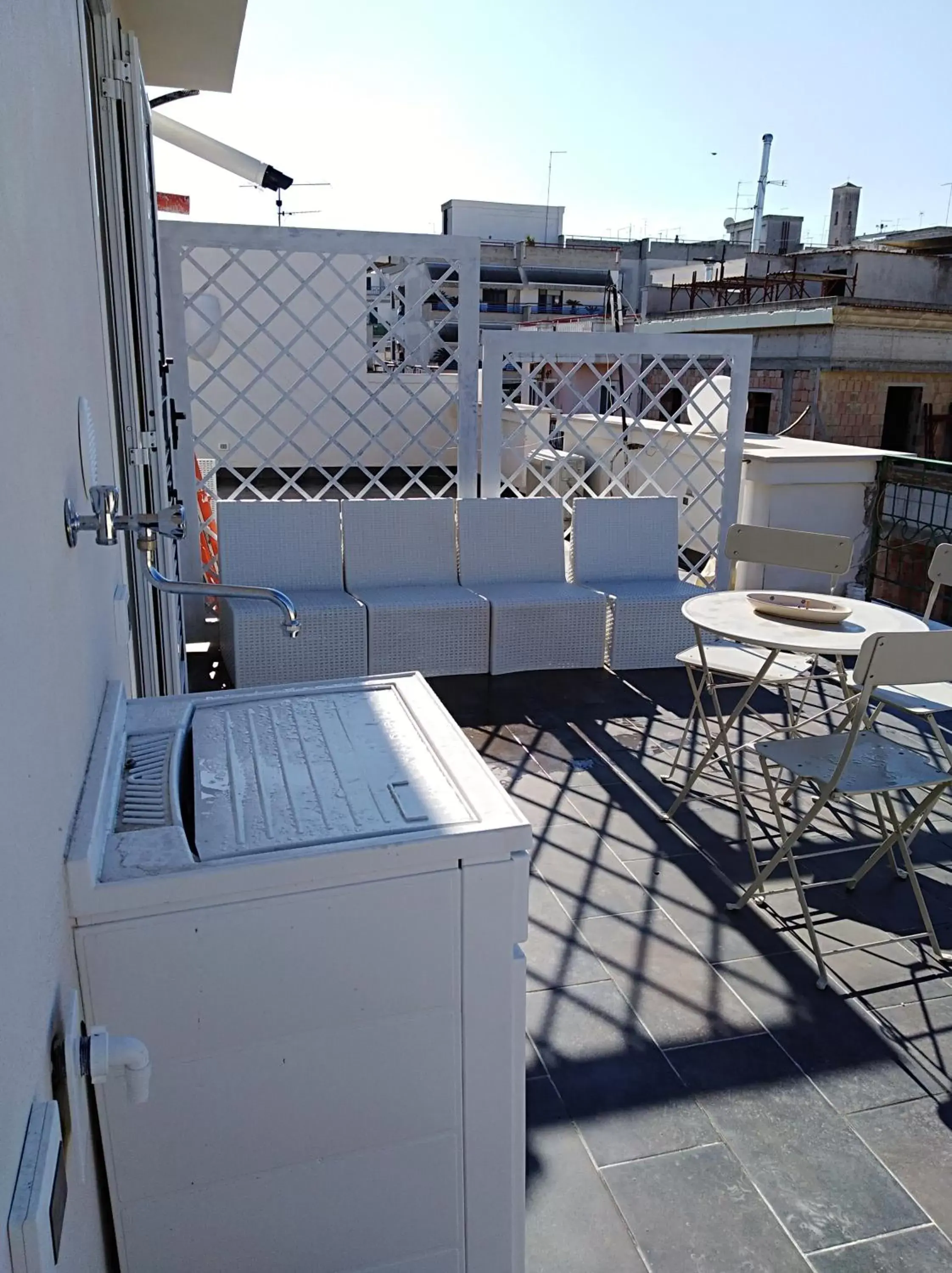 Balcony/Terrace in DomuS al Corso B&B