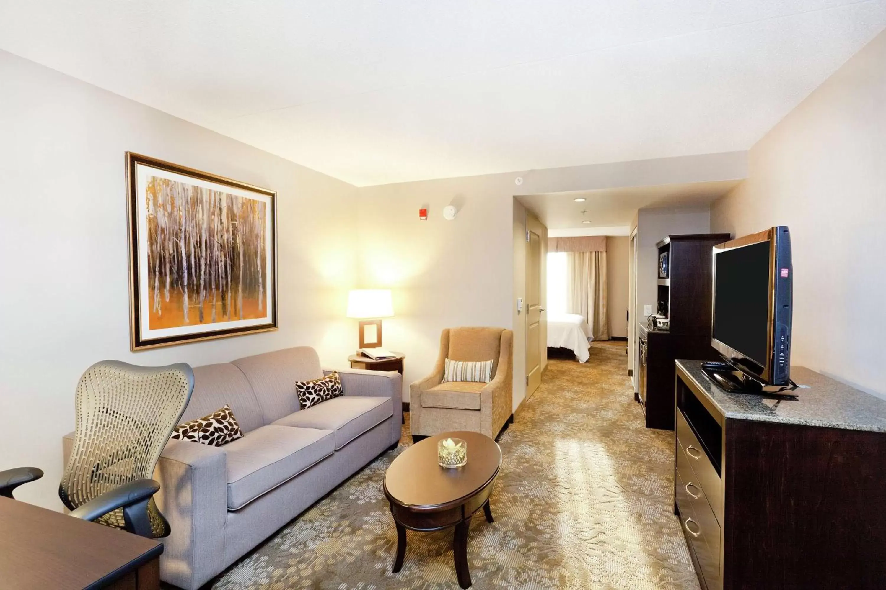 Bedroom, Seating Area in Hilton Garden Inn Toronto/Brampton