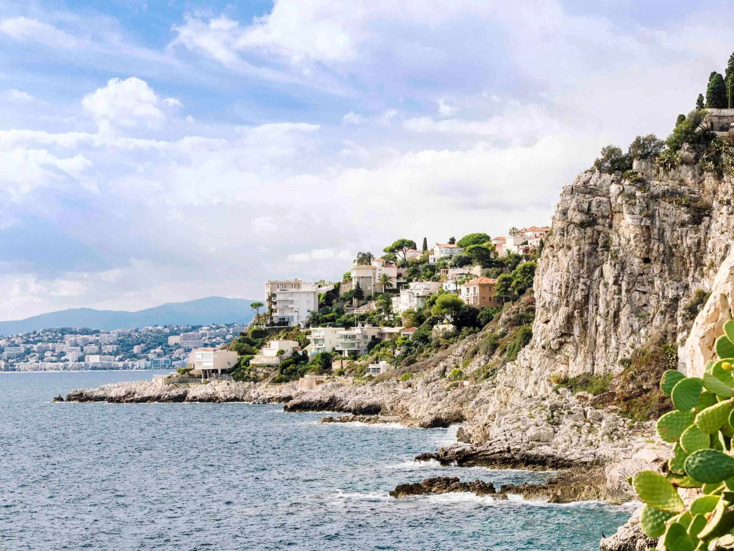 On site in ibis budget Nice Californie Lenval