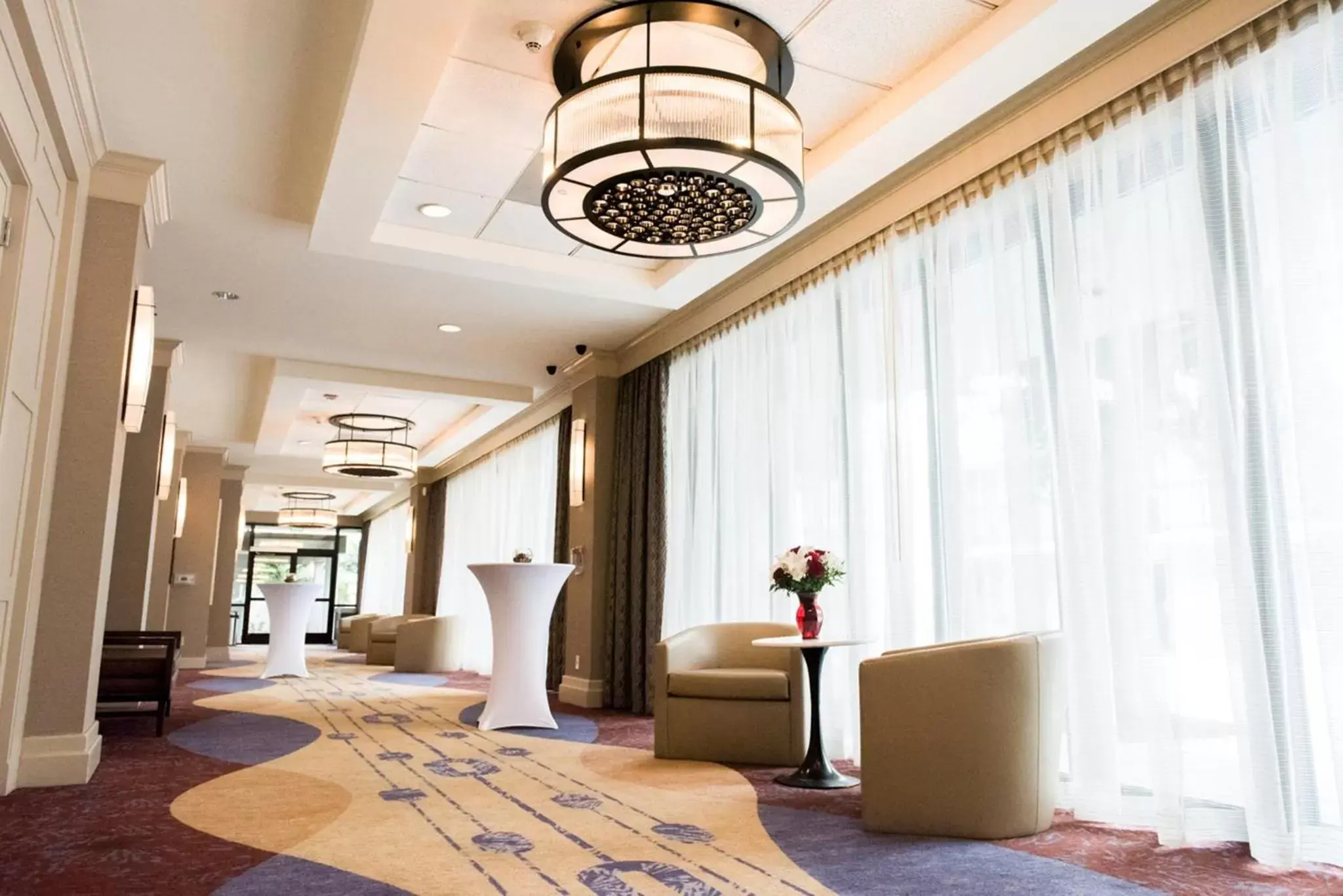 Meeting/conference room, Lobby/Reception in Staybridge Suites - Long Beach Airport, an IHG Hotel