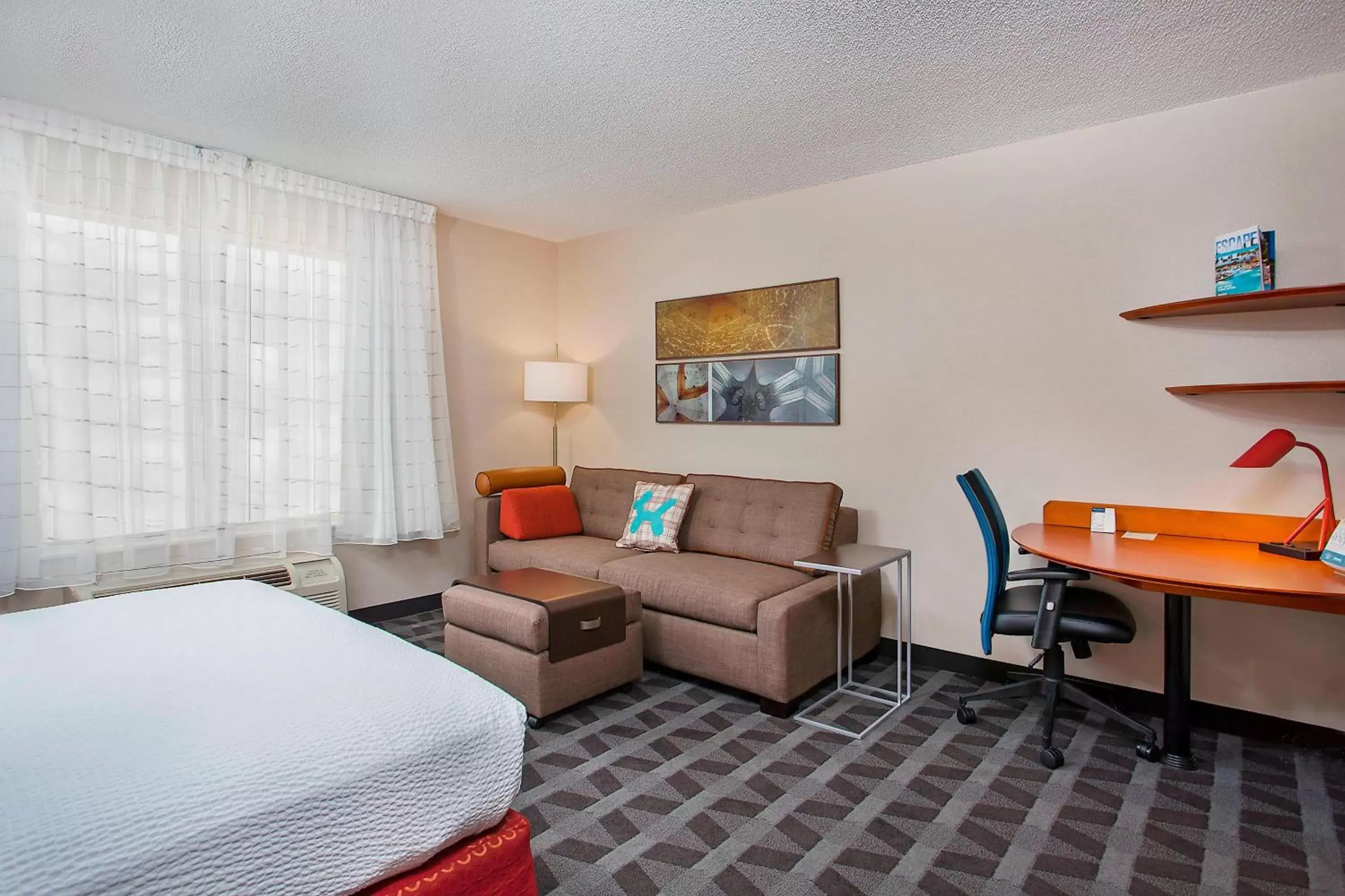 Living room, Seating Area in TownePlace Suites Knoxville Cedar Bluff